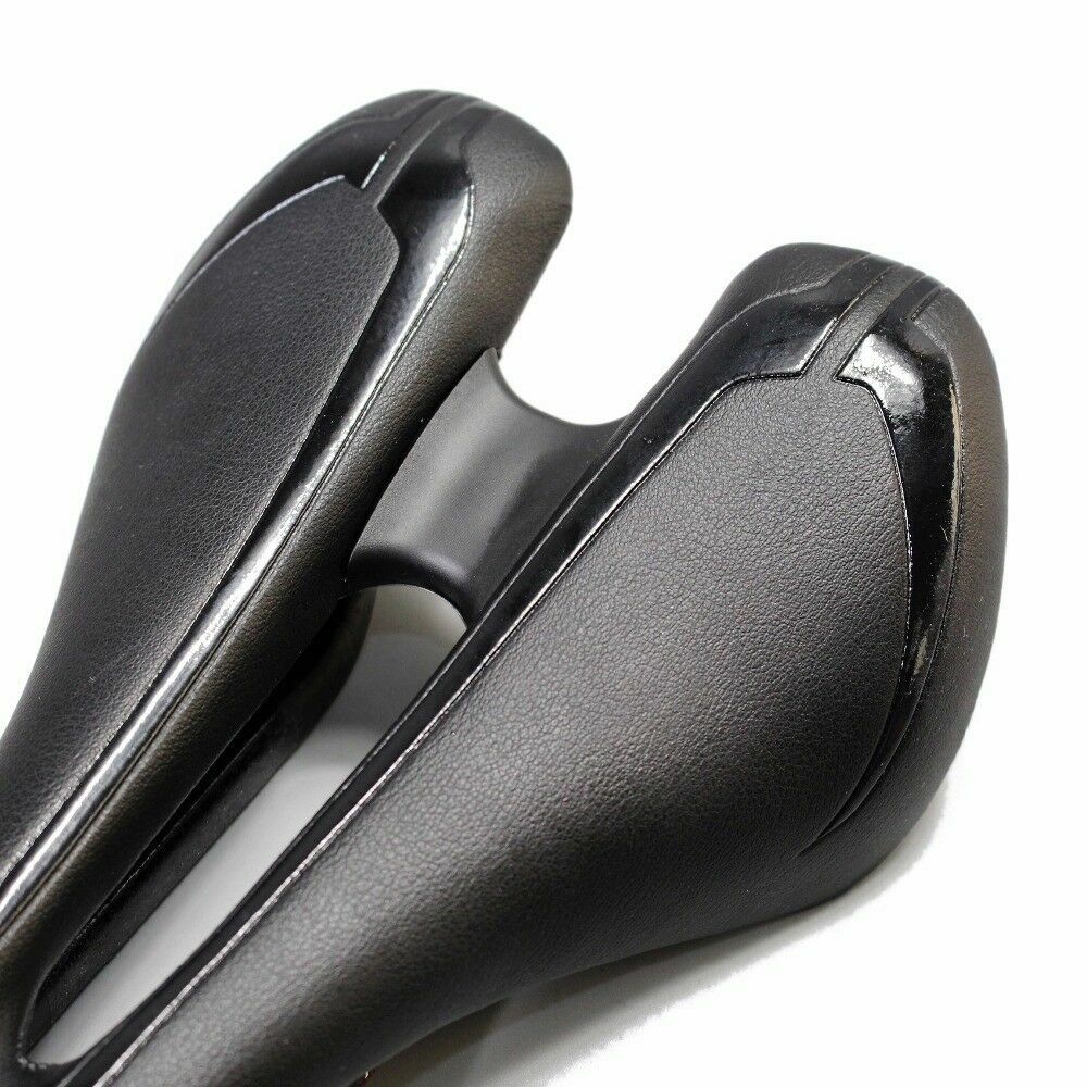 Carbon Railed Road Bike Saddle – 135mm – Only 151 grams!