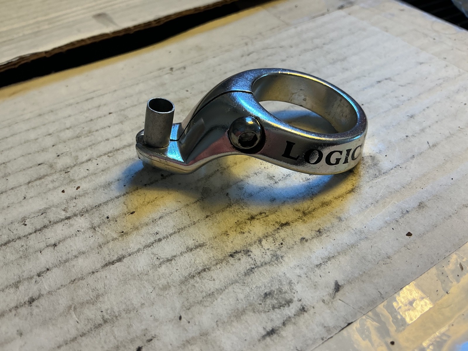 Ritchey front brake hanger