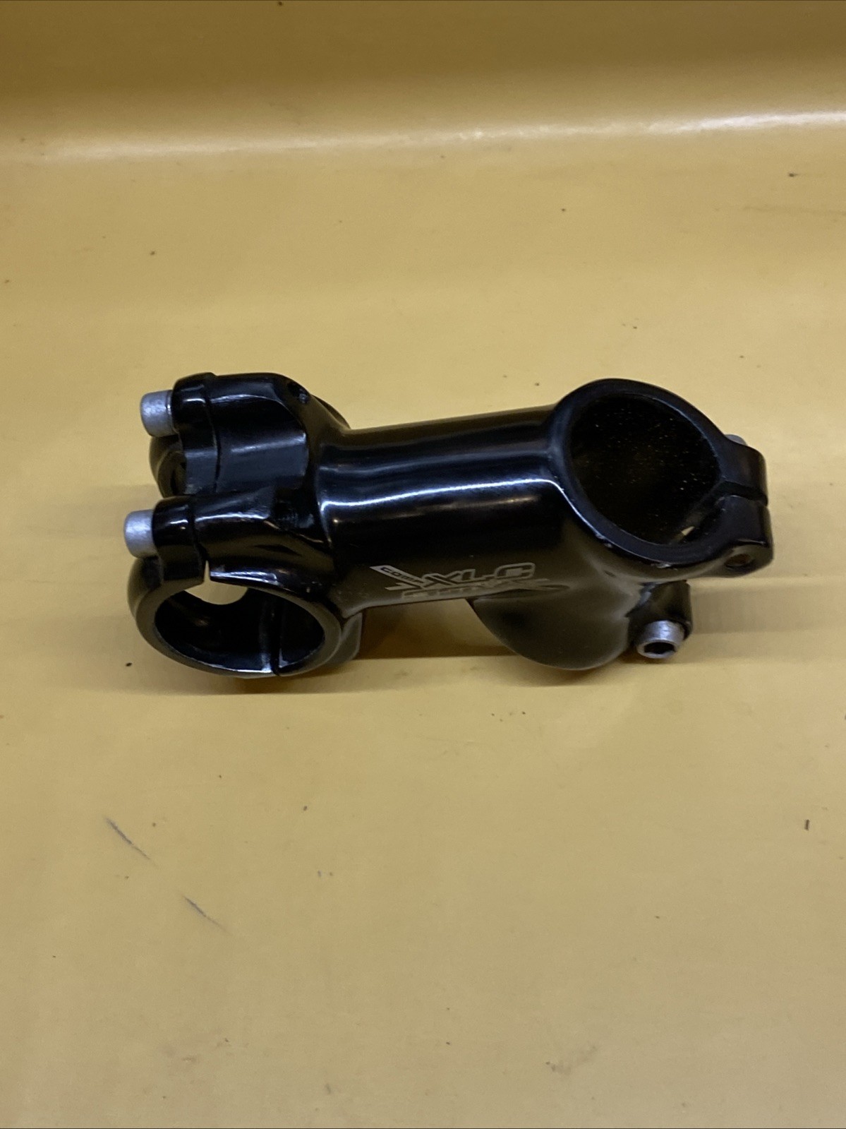 Black XL-C Comp Aluminum 65mm x 31.8mm x 20* x 1-1/8″ Threadless Stem