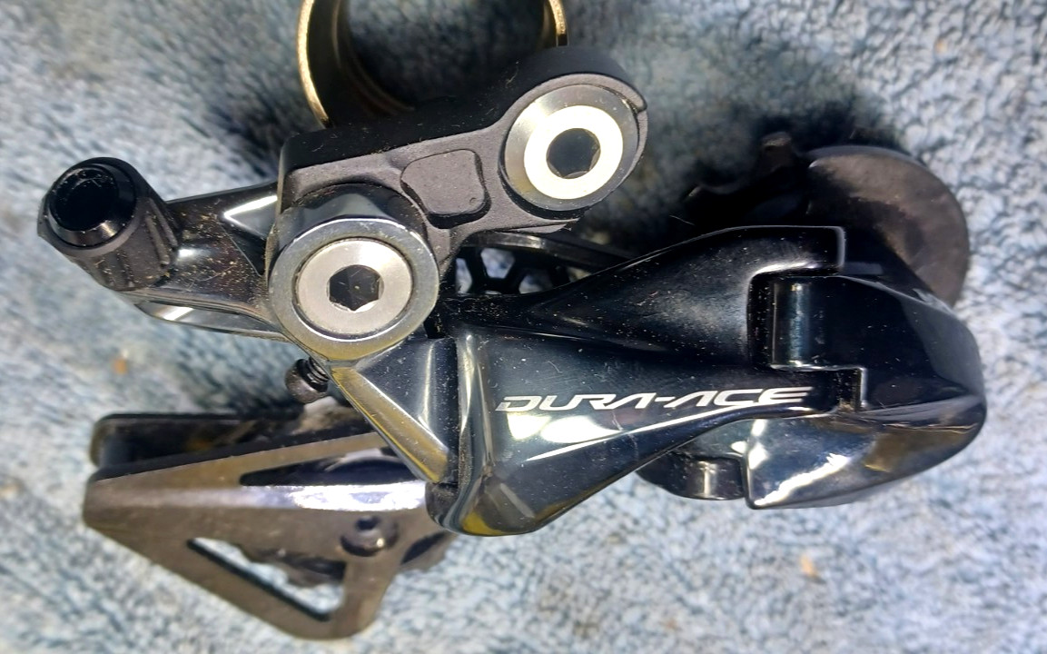 VGC, used, Shimano Dura Ace RD-R9100, 11 Speed, Cable Shift Rear Derailleur