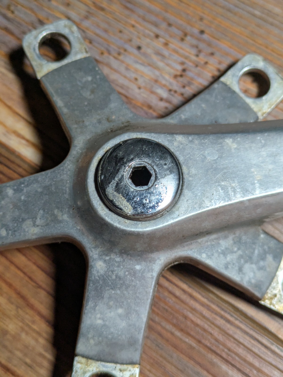 Vintage Shimano FC-B124 Crank BCD 175 Silver 5-Arm