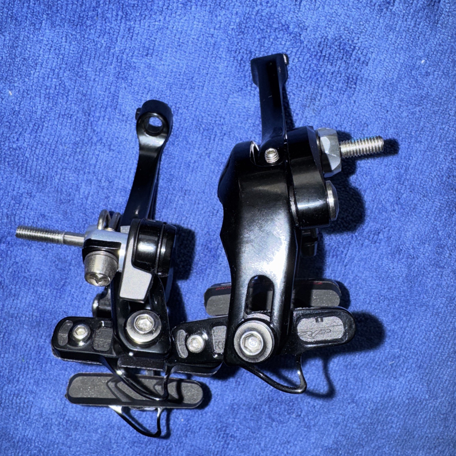 TRP ALUMINUM FORGED ROAD BRAKE SET R870 BLK 336 GRAMS NEW IN OTHER BOX