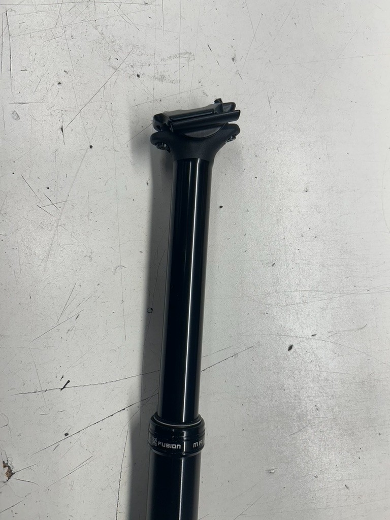 X-Fusion Manic Dropper Seatpost – 34.9mm 170mm Black (22-XPMCMLG-170-153)