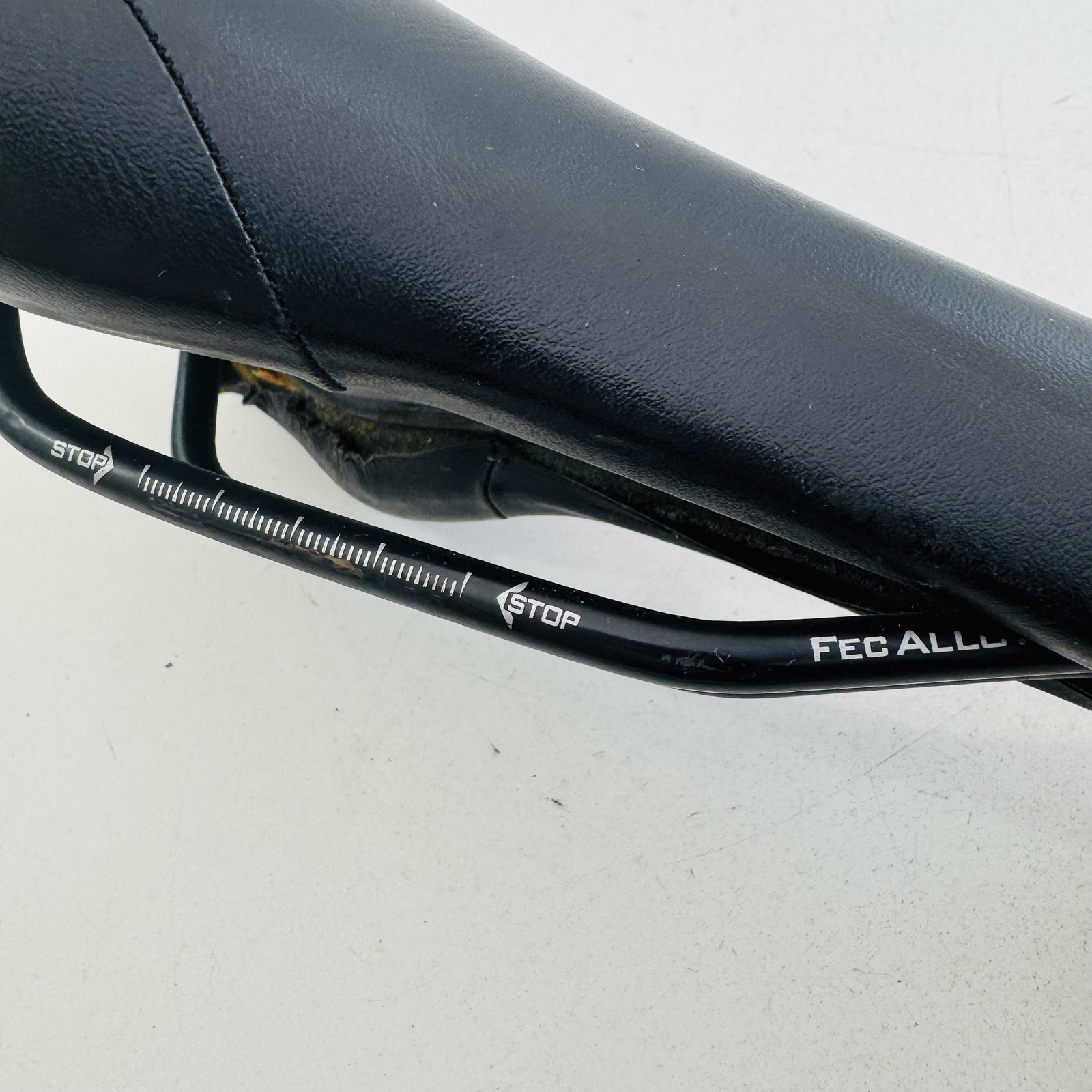 Terry Bicycle Saddle Seat Black Cutaway CrMo Rails Road MTB Hybrid Bike A82