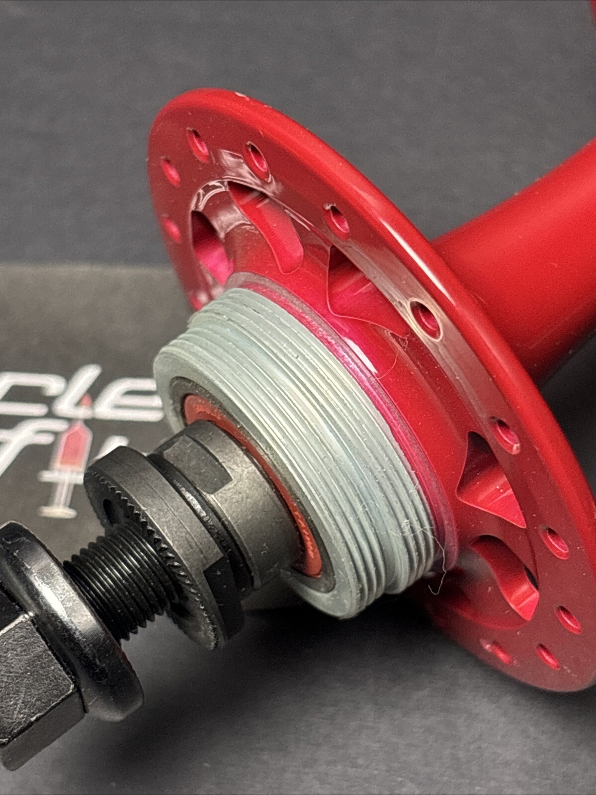 Origin8 32H Double Fixie Rear Sealed Hub High Flange Alloy Powder Coated Throne