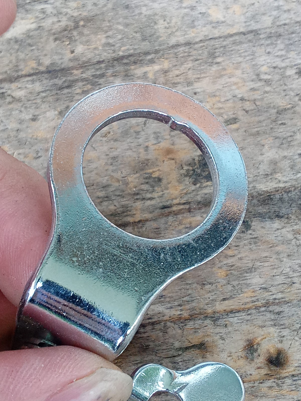 Old School Thick Gauge Front Cable Brake Cable Hanger for 1″ threaded Forks BMX