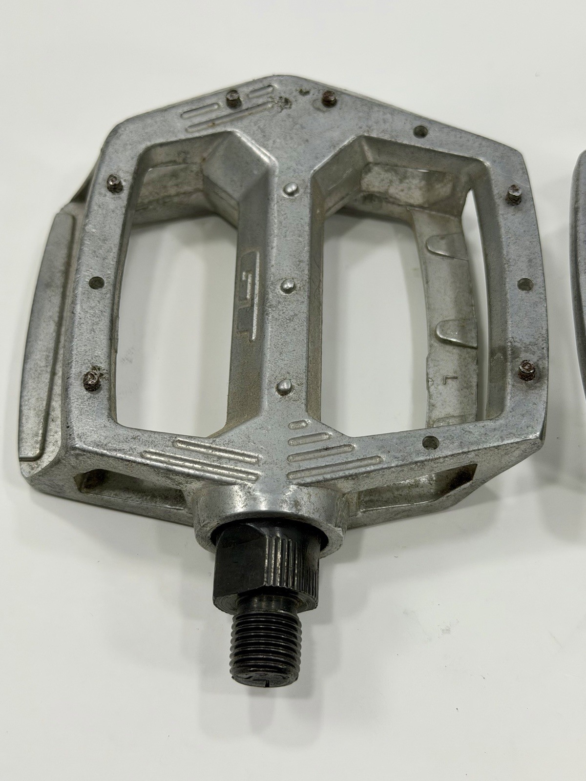 GT Platform Pedals 1/2 in Silver OPC Pair Old School BMX Freestyle Gen 1 Pins OG