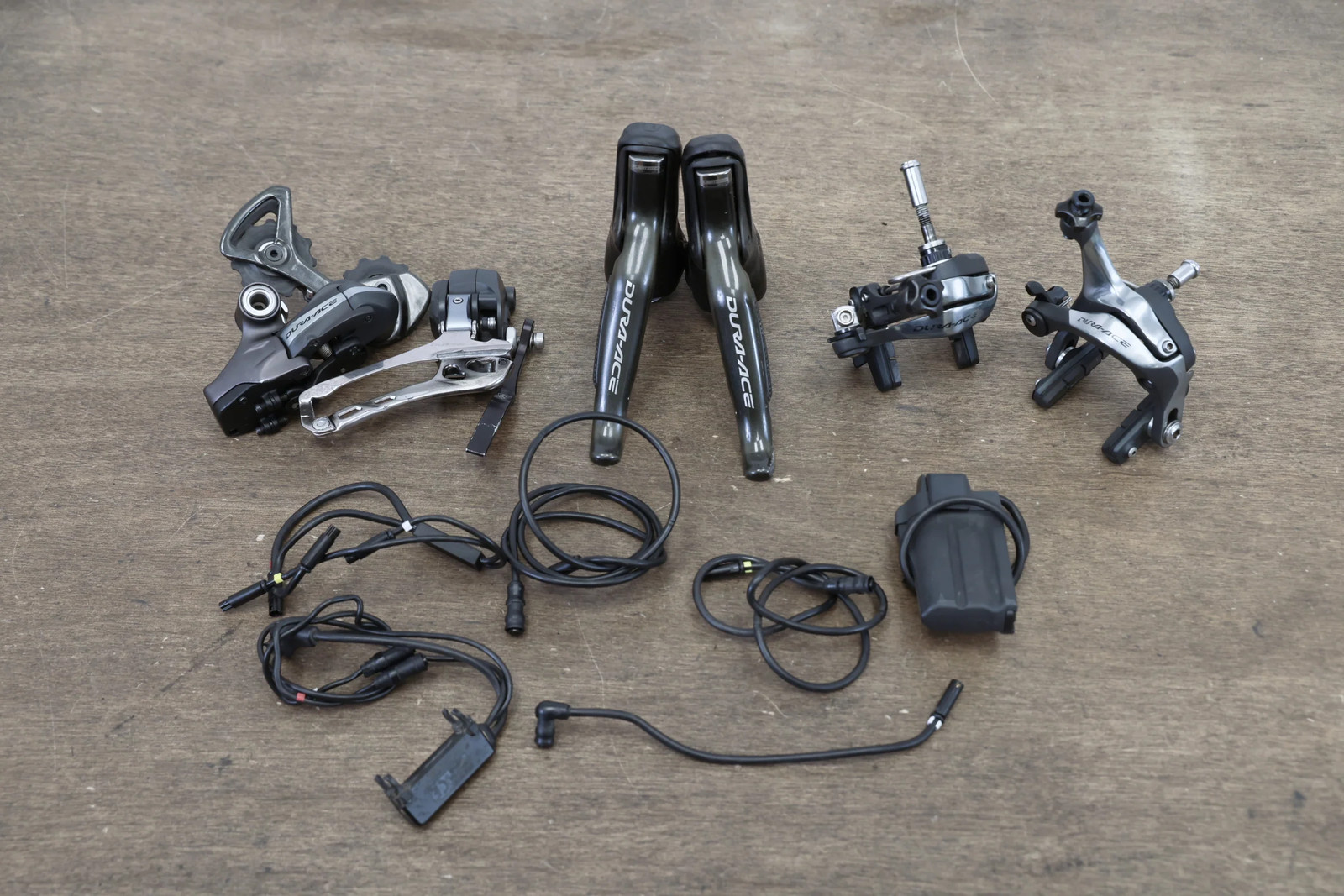 Shimano Dura-Ace 7970 Di2 10 Speed Electronic Rim Brake Road Groupset