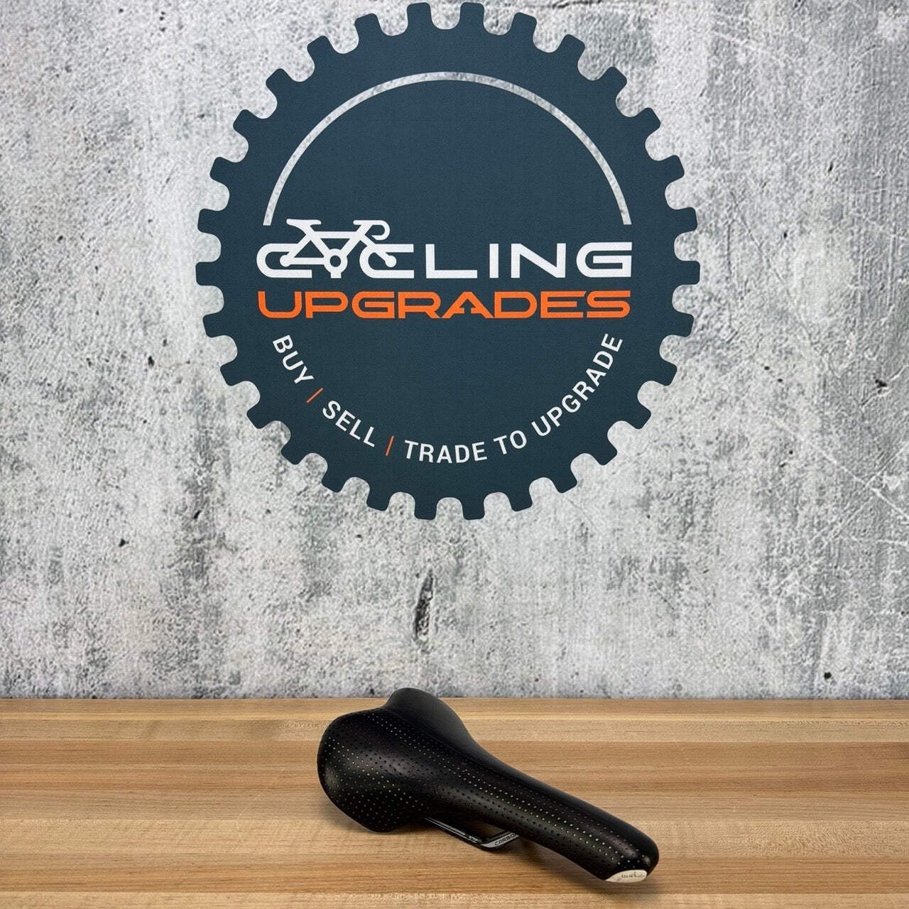 Selle Italia Turbomatic 7x9mm Carbon Rail Custom Cover by Busyman Saddle 271g