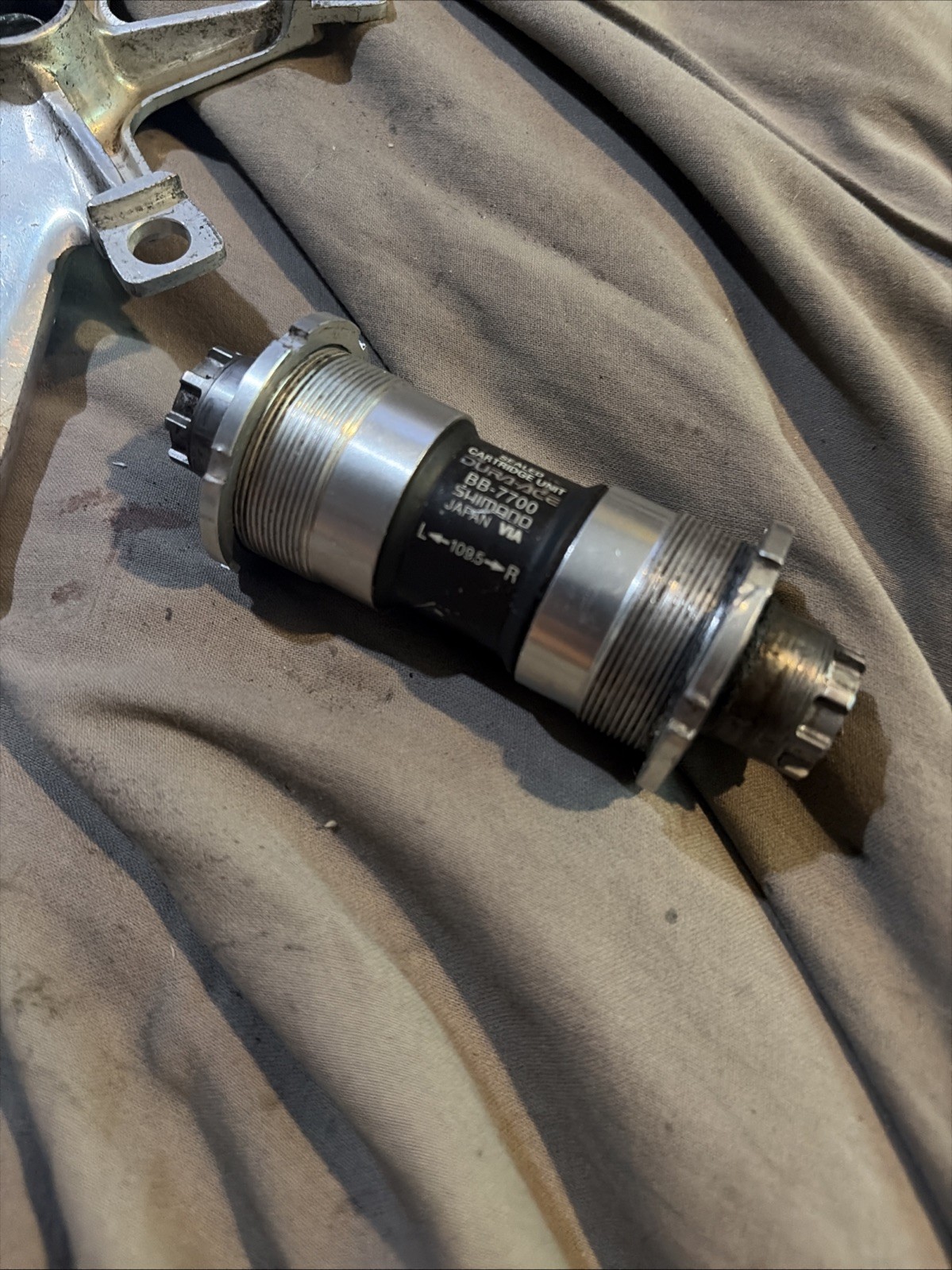 Shimano Dura Ace 7700 Crankset And Bottom Bracket 175mm