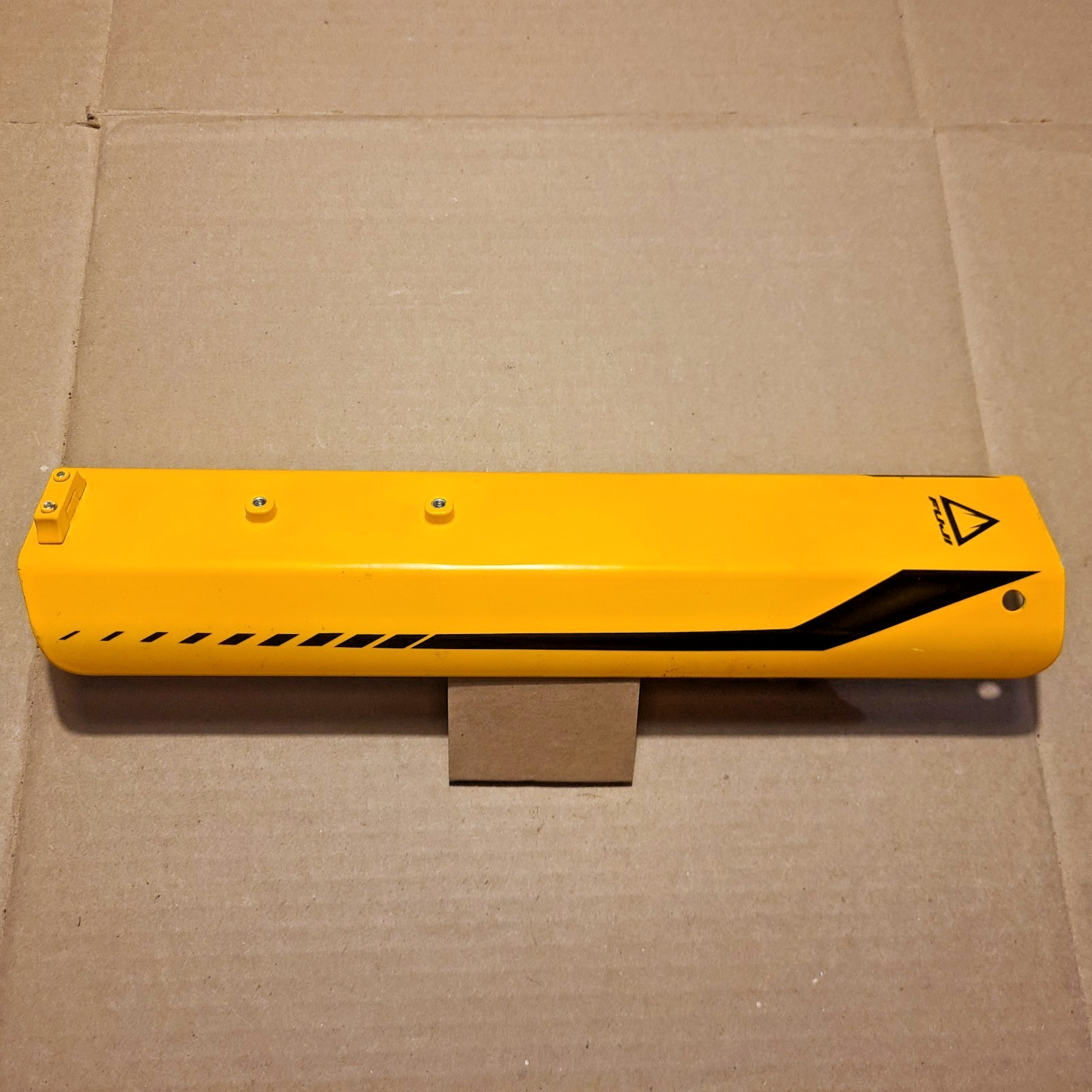Fuji / Fazua Ride 50 E-Bike Downtube Battery Cover Storage Plate Yellow/Black