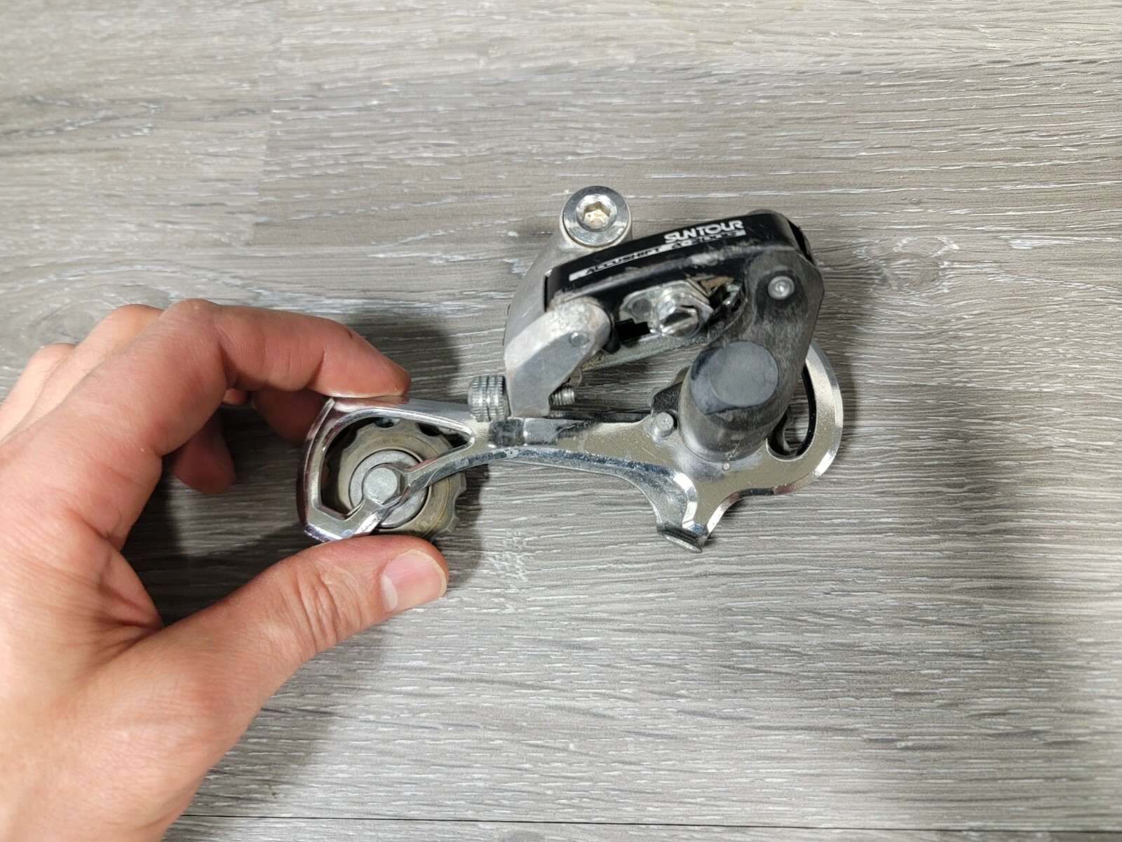 Suntour Accushift A-2000 6 7 Speed Rear Bicycle Derailleur USED