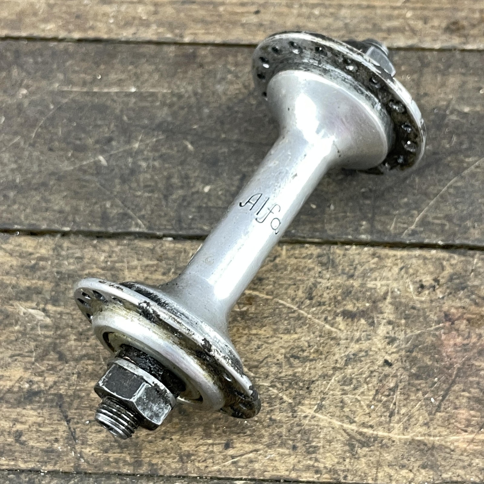 Vintage Alfa Front Bicycle Hub 100mm Axle Spacing 135g 99.6mm OLD Bolt-On