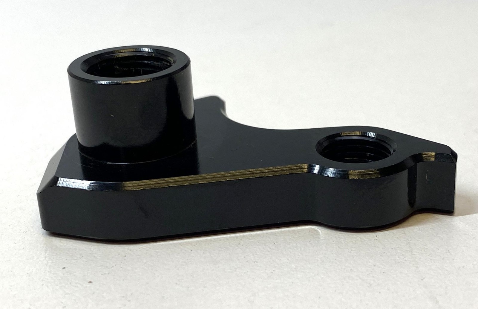new genuine SANTA CRUZ Derailleur Hanger 23-18684 Wheels Mfg # 368
