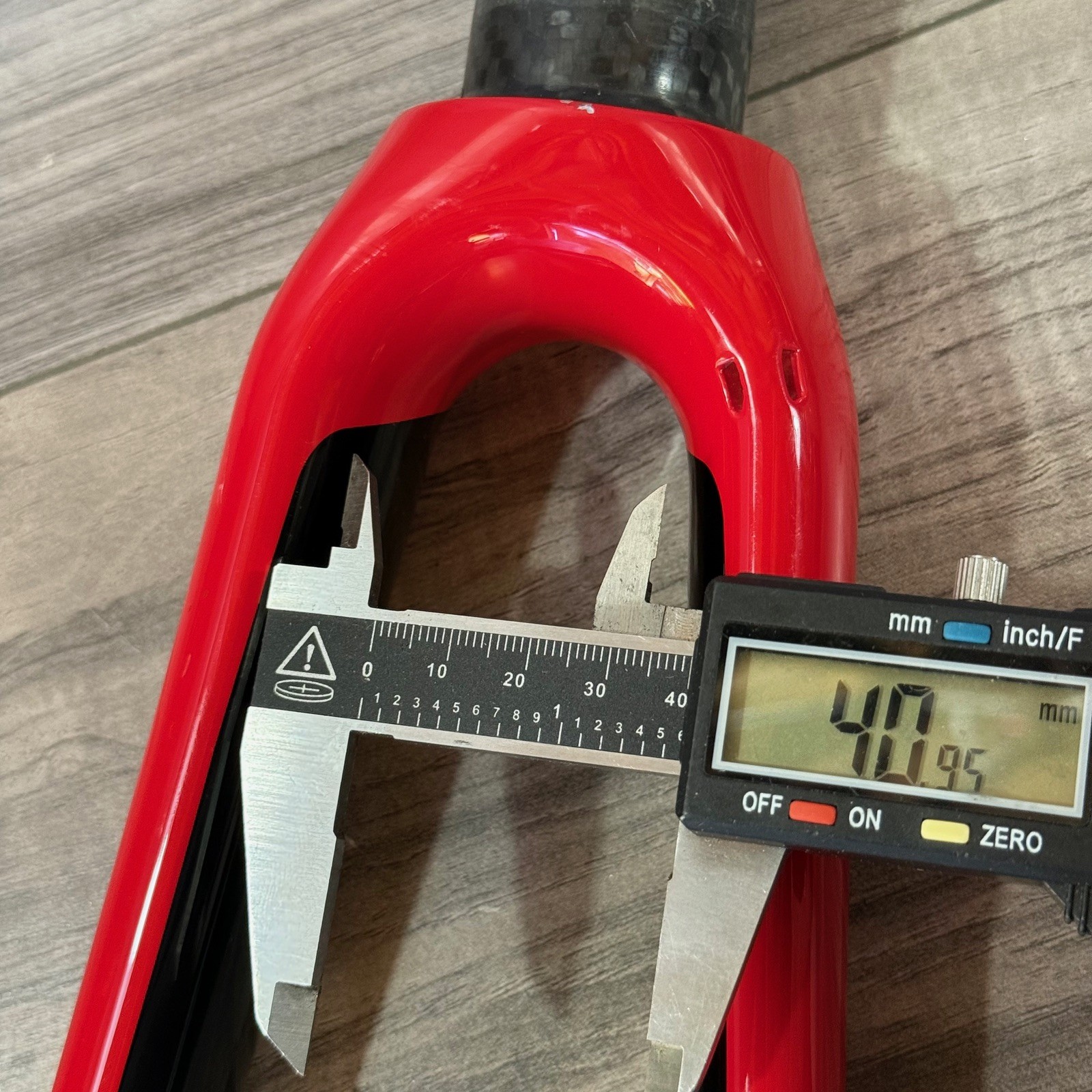 Trek Emonda SL 6 Disc Fork Tapered Thru Axle 255mm 45 Rake LOW MILEAGE