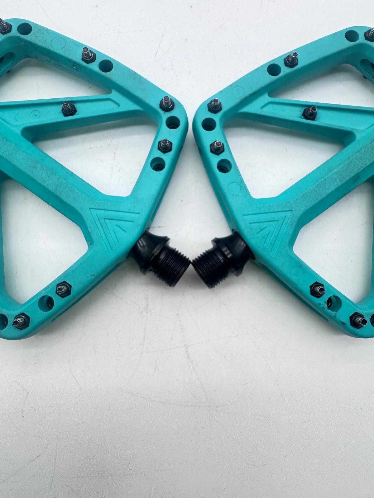 PNW Range Composite Mountain Bike Pedals – Teal