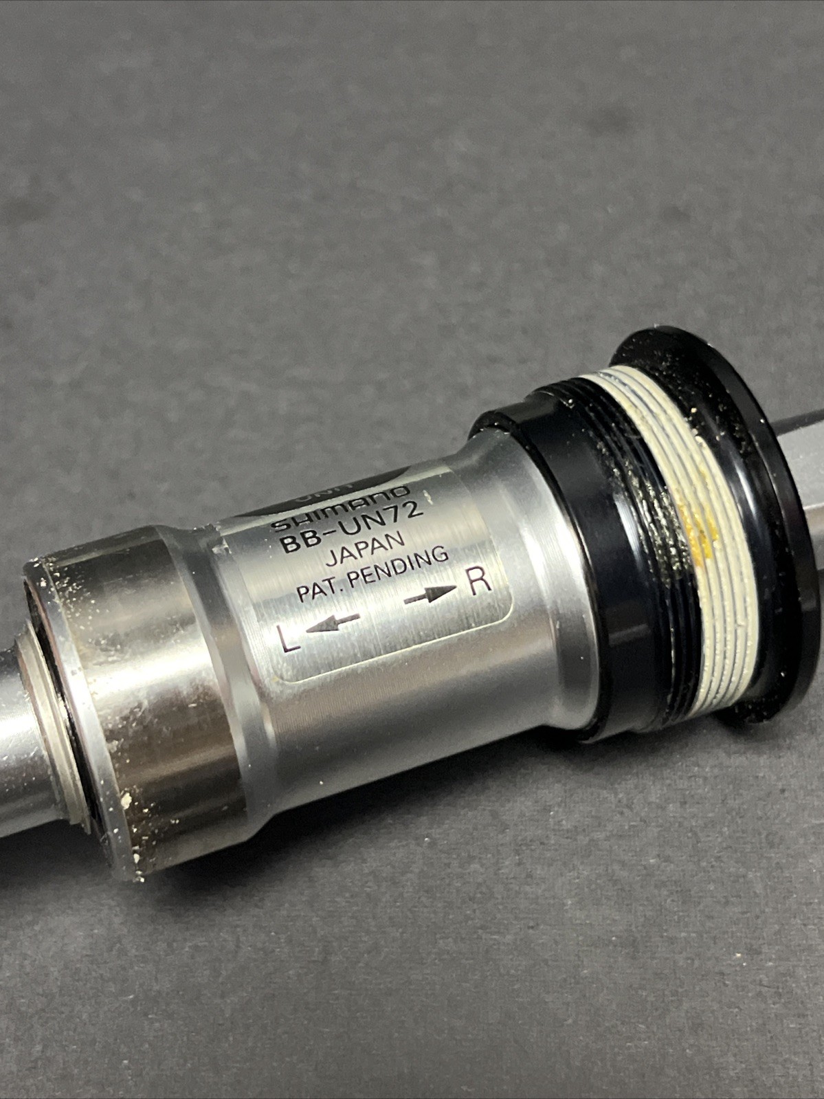 NOS Shimano BB-UN72 115x68mm Bottom Bracket Shell Square Taper English Single SR