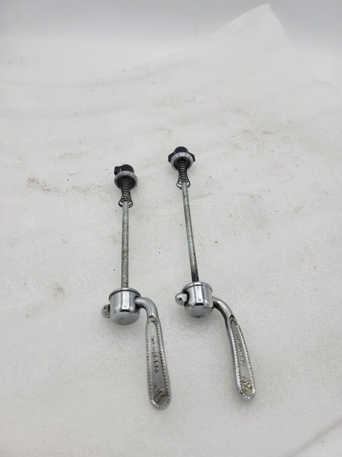 1980’s vintage Maillard skewers set made in France-road bike quick releases-used