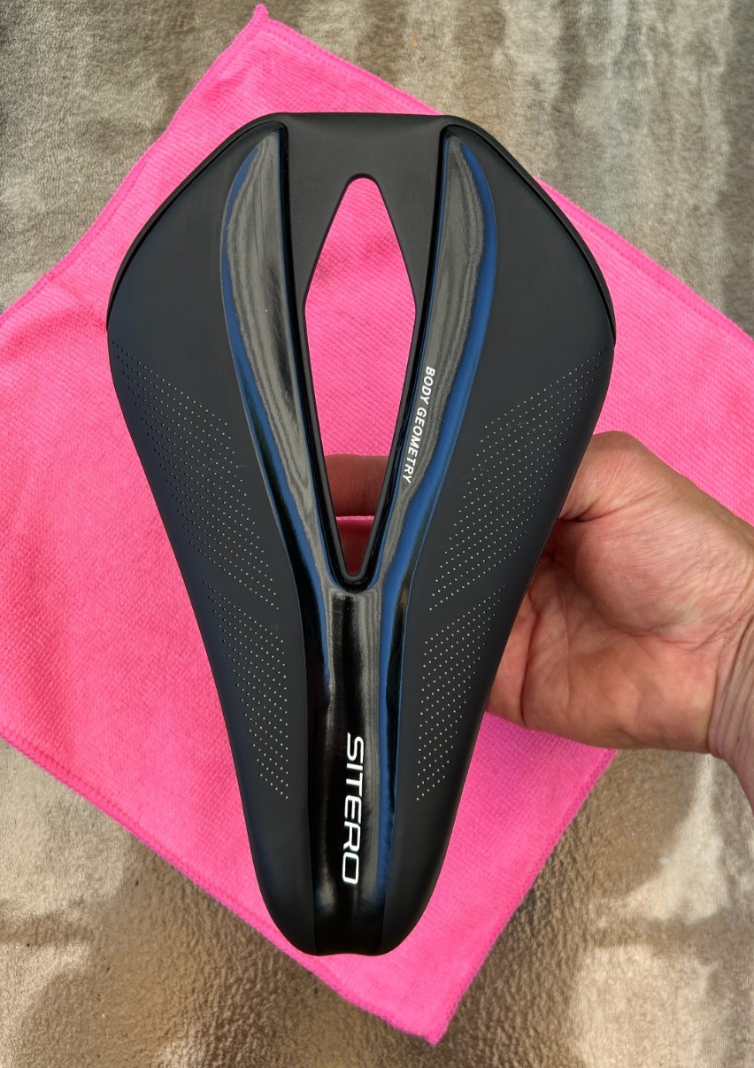 SPECIALIZED SITERO Saddle 145mm HOLLOW CR-MO Rail Used