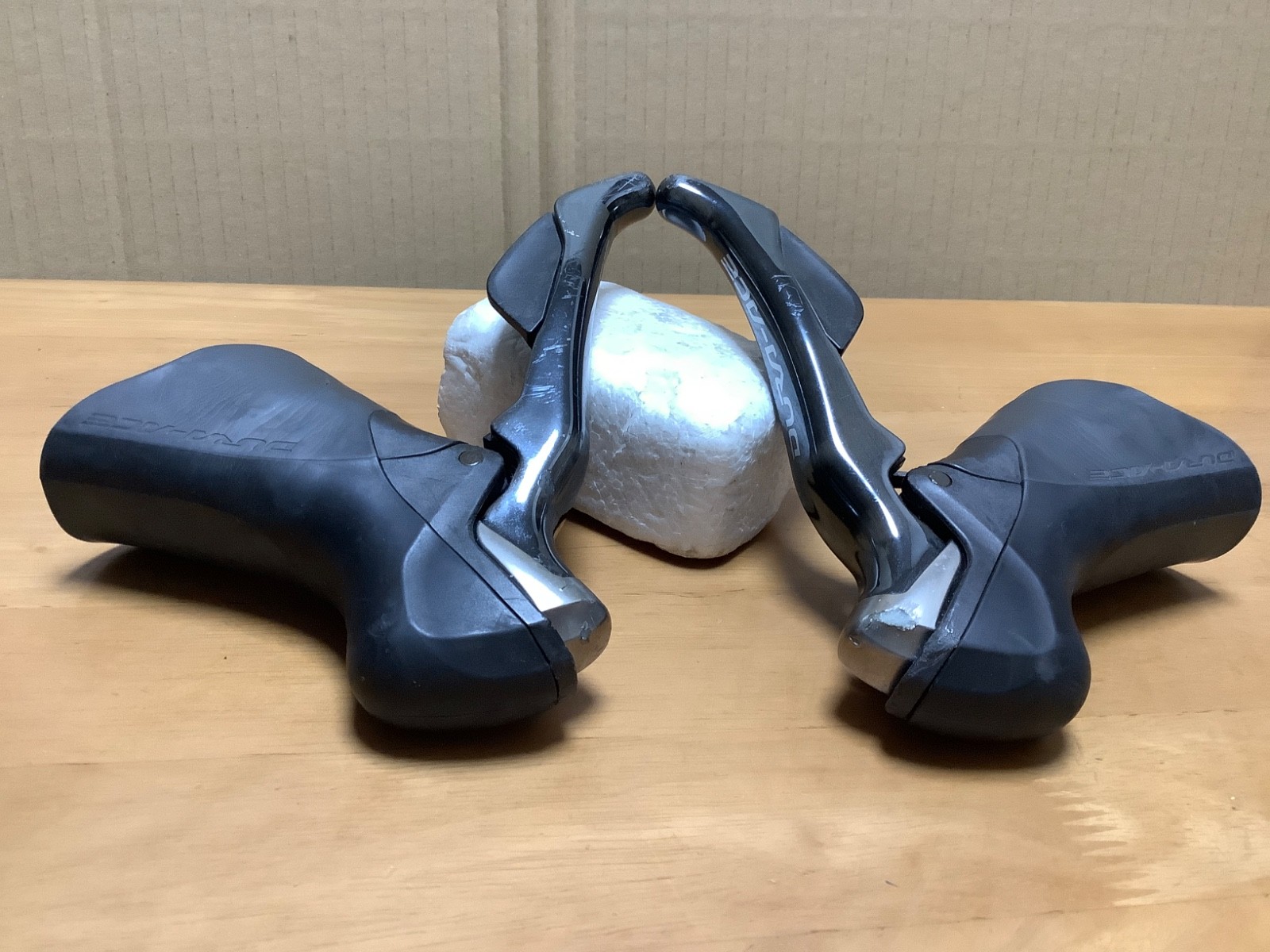 6/8 DURA ACE ST-9001 2X11S SHIFTER SET SHIMANO STI 11SPEED works fine