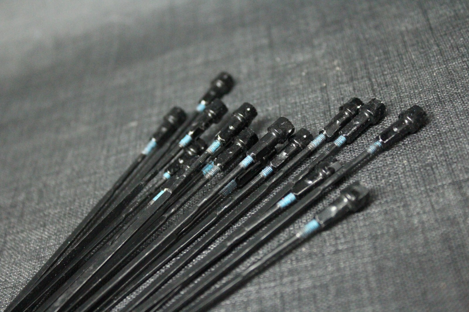 2 -SHIMANO Dura-Ace -277mm bladed spokes w/ Nipples. 277 mm from END to END.