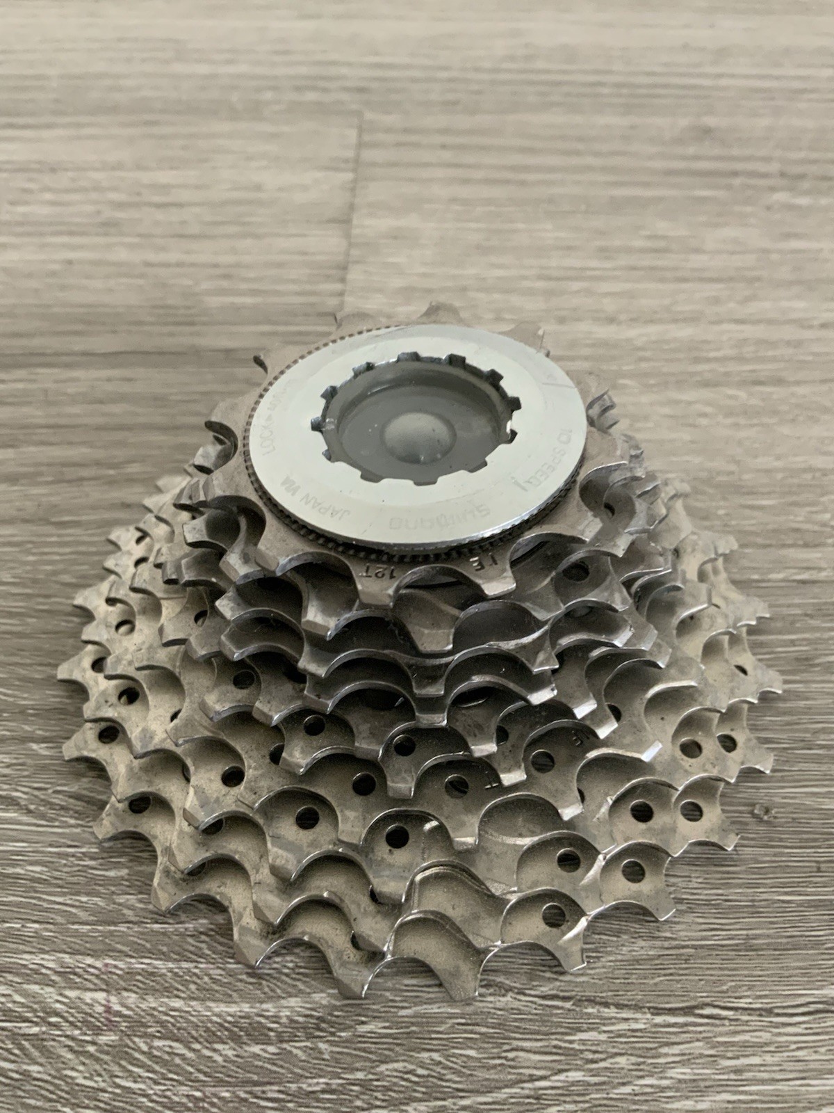 SHIMANO ULTEGRA 10 SPEED CASSETTE 120-25 TOOTH 6700 MODEL 236 GRAMS