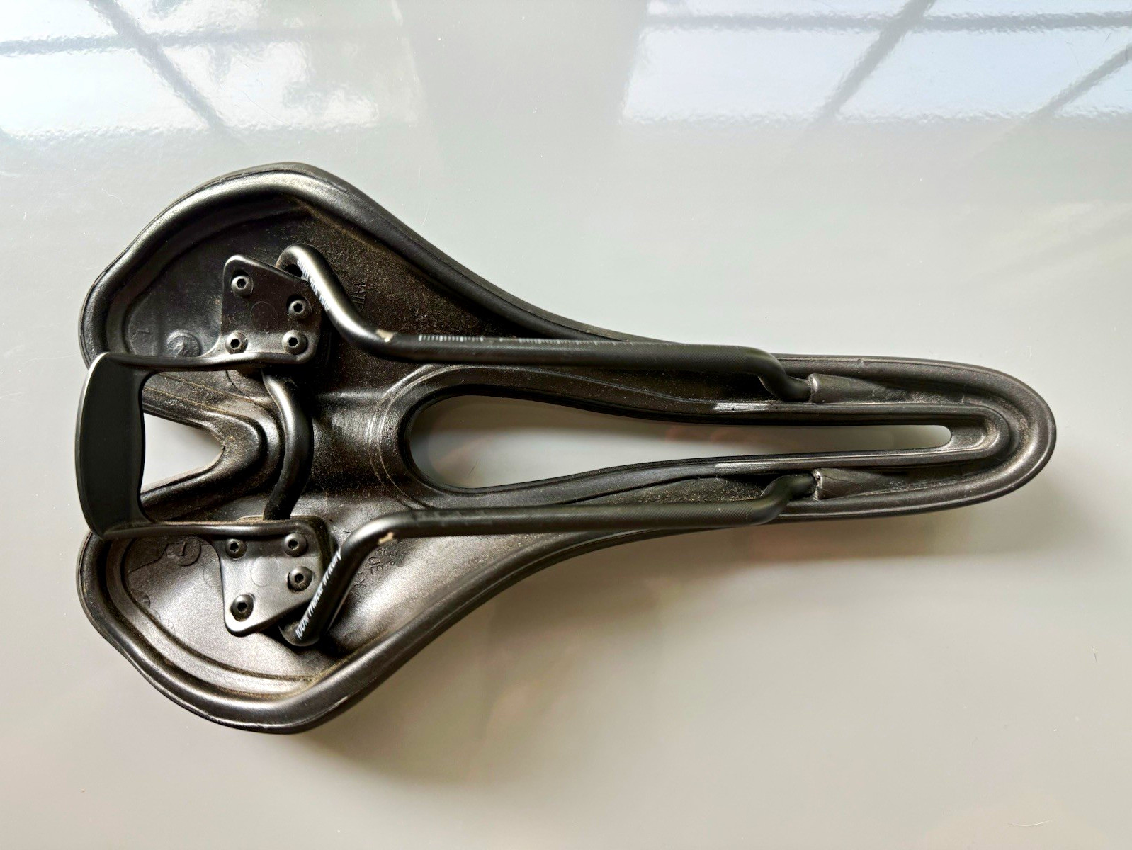 Authentic Selle SMP VT30 GEL Cutaway Saddle Seat, Black Synthetic