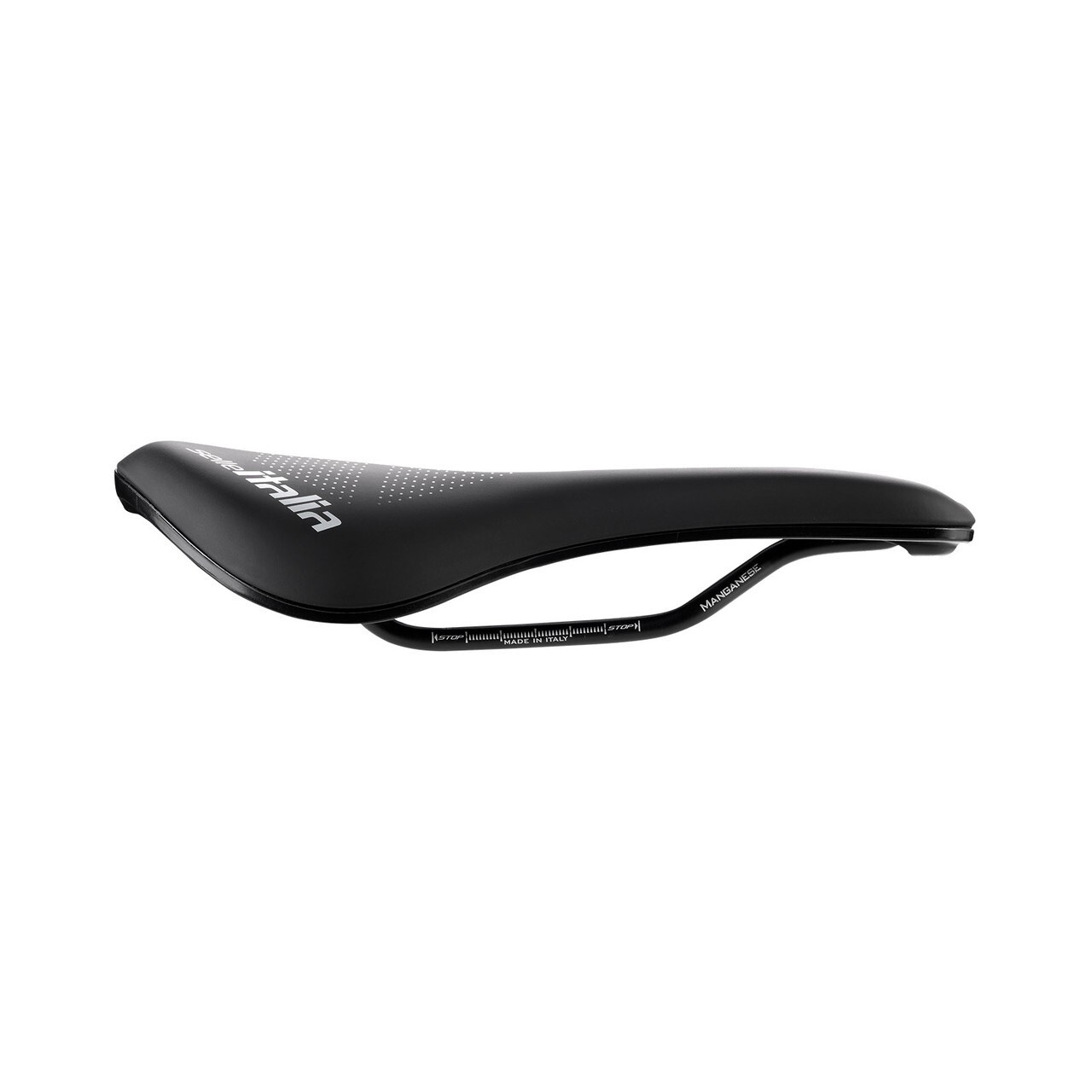 Selle Italia saddle NOVUS BOOST EVO ENDURANCE TM SUPERFLOW L3 145 x 245 mm size