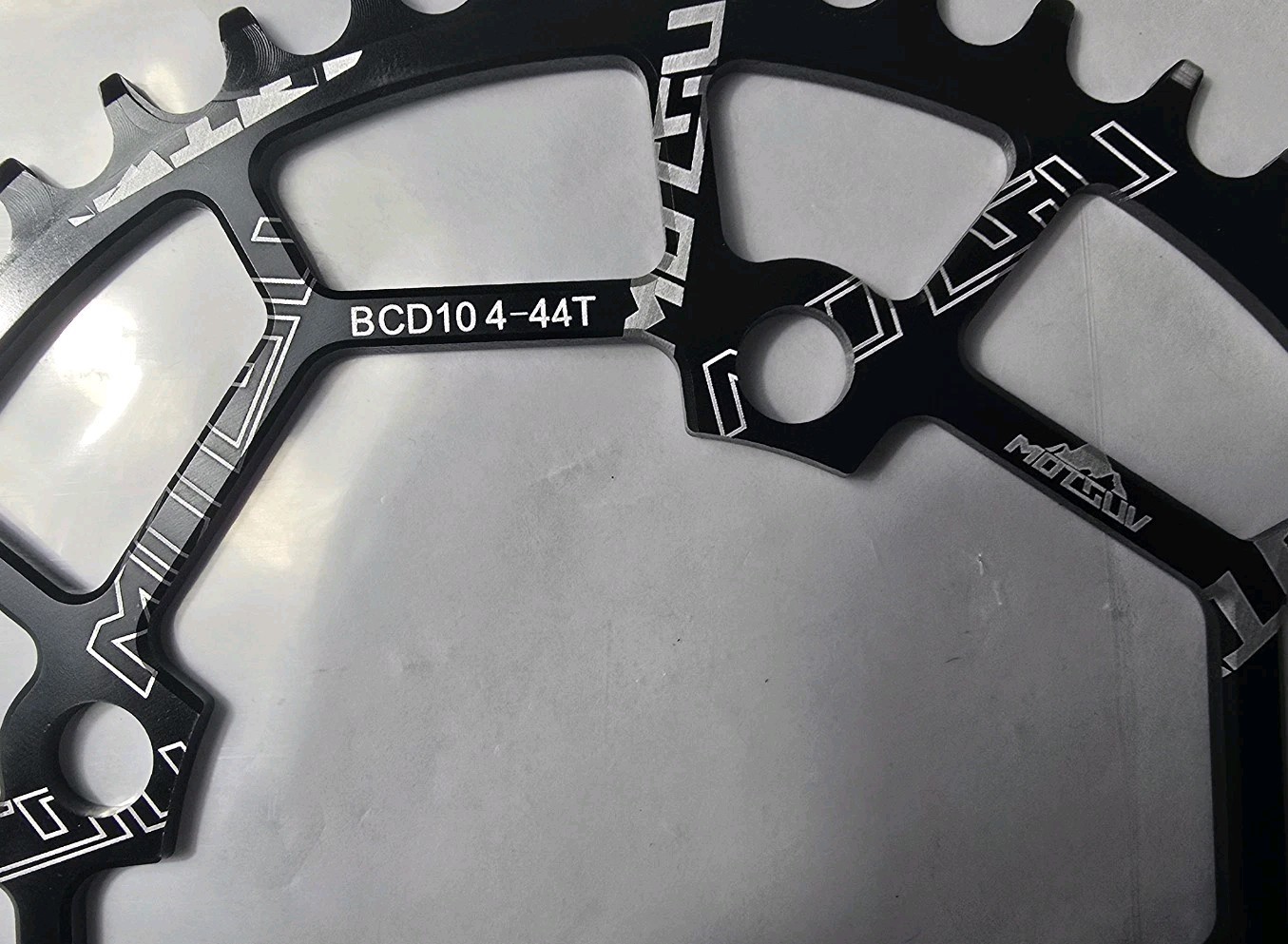 Bike Chainring 40T 42T 44T 46T 48T 50T 52T 104mm BCD Round Chainring Narrow Wide