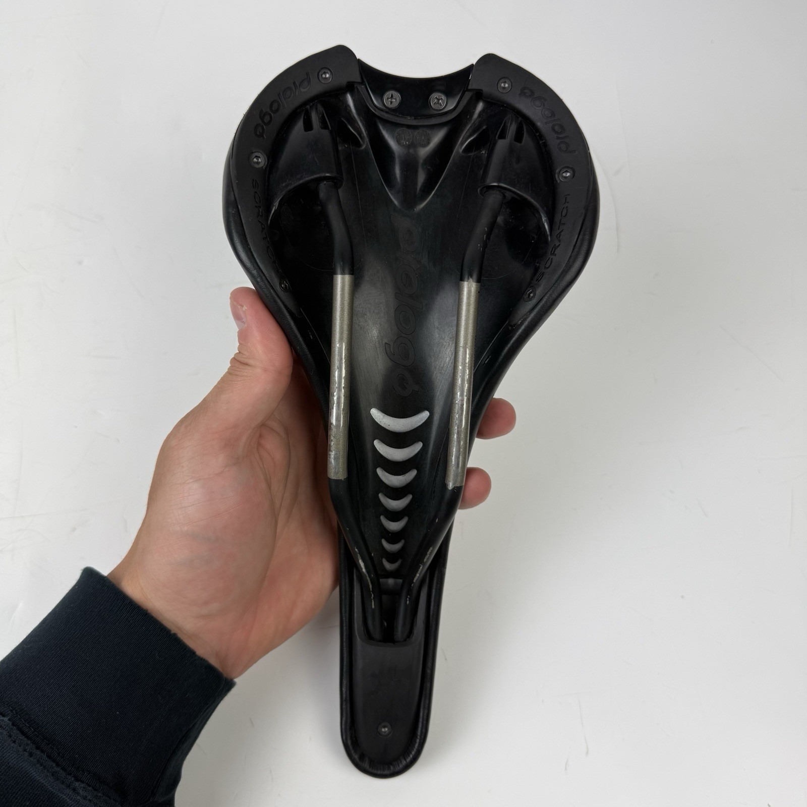 Prologo Scratch Pro Titanium Rails Saddle Black Road Bike Saddle 285mm x 135mm