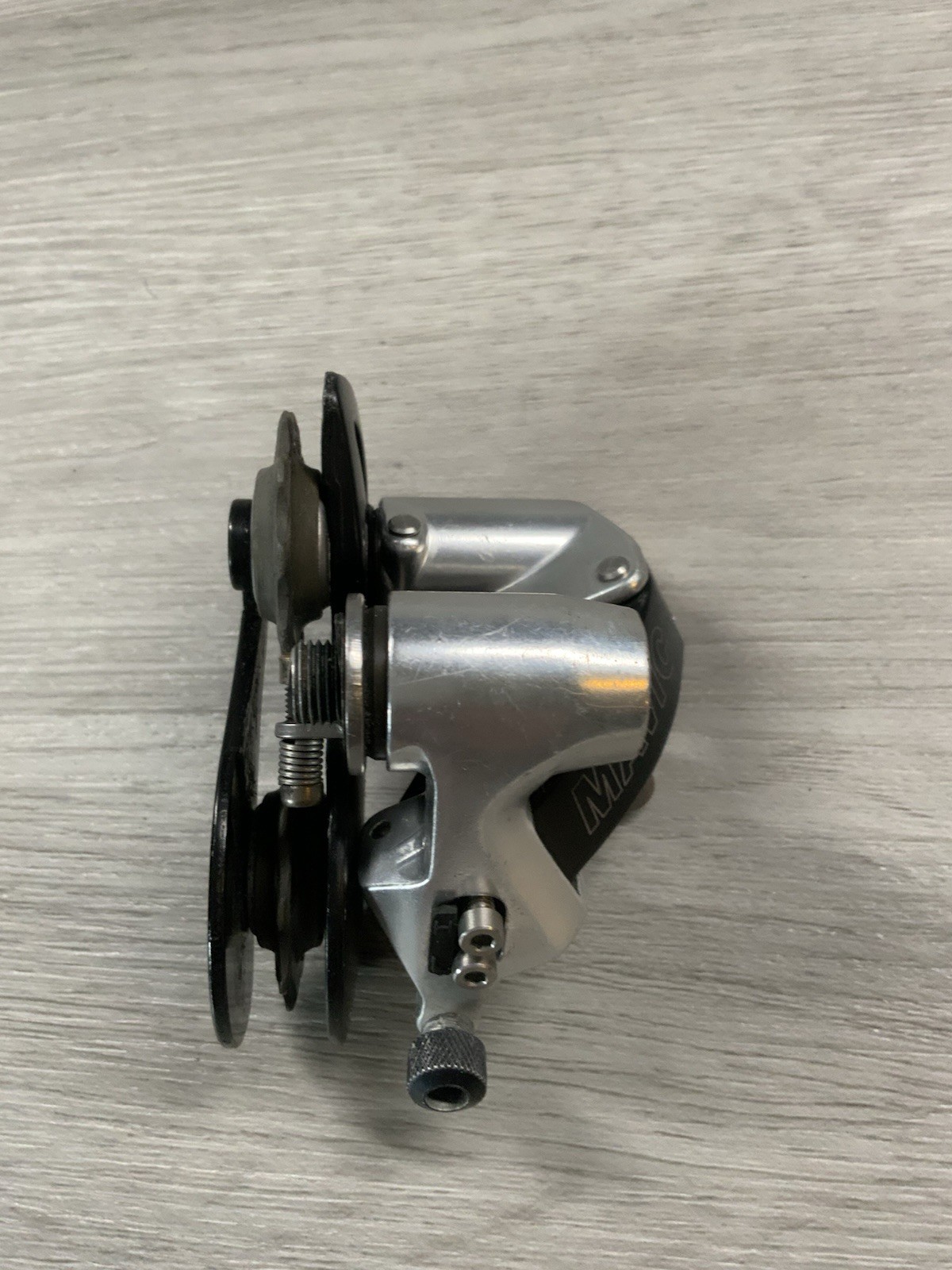 MAVIC SHORT CAGE REAR DERAILLEUR WITH MAVIC WHEELS MODEL 840