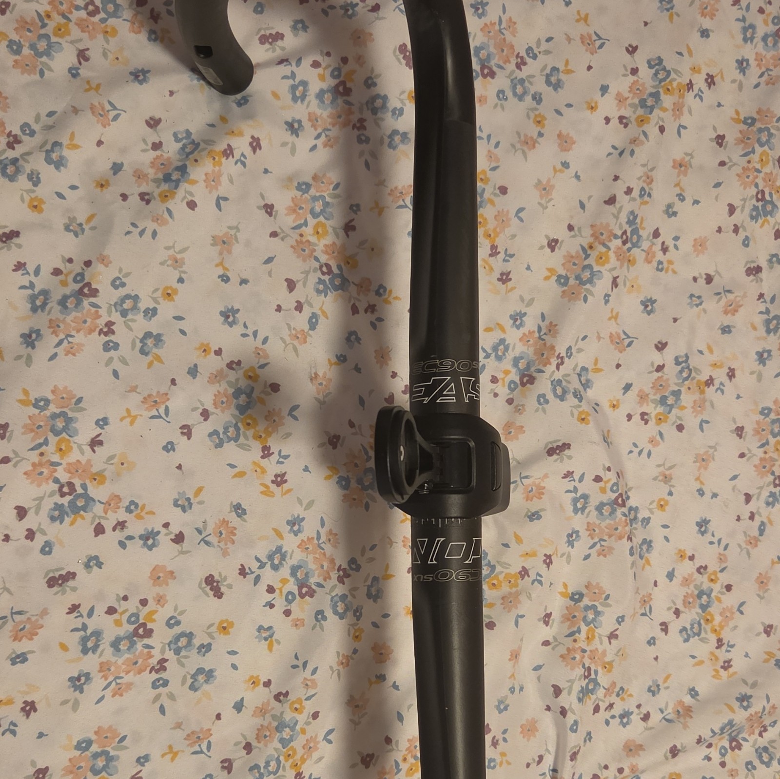 Easton EC90 SLX Carbon Drop Bar w/ Integrated Stem 31.8mm Garmin Mount