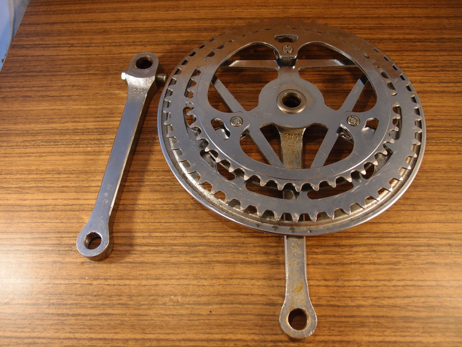 1980’s steel touring double crankset made in France 32/52 T 171 mm
