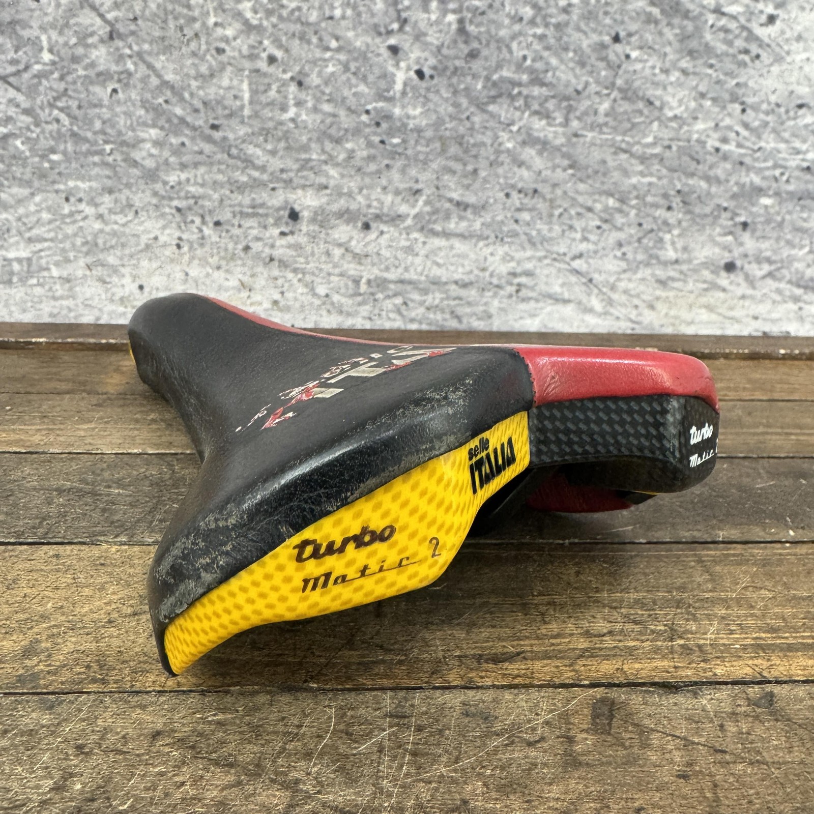 Vintage Selle Italia Turbo Matic 2 Saddle Seat Red Yellow 135mm Carbon MTB