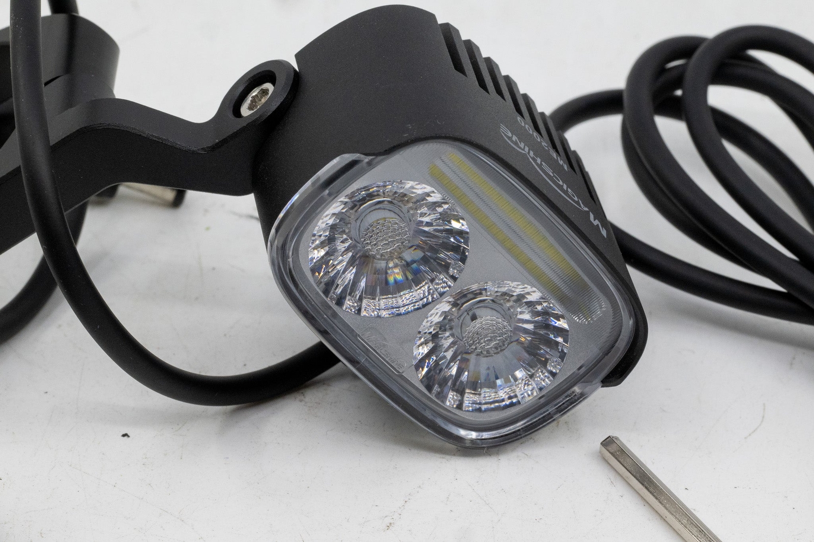 NOS magic shine ME2000 Smart E-Bike Light (XT 15TH connector)