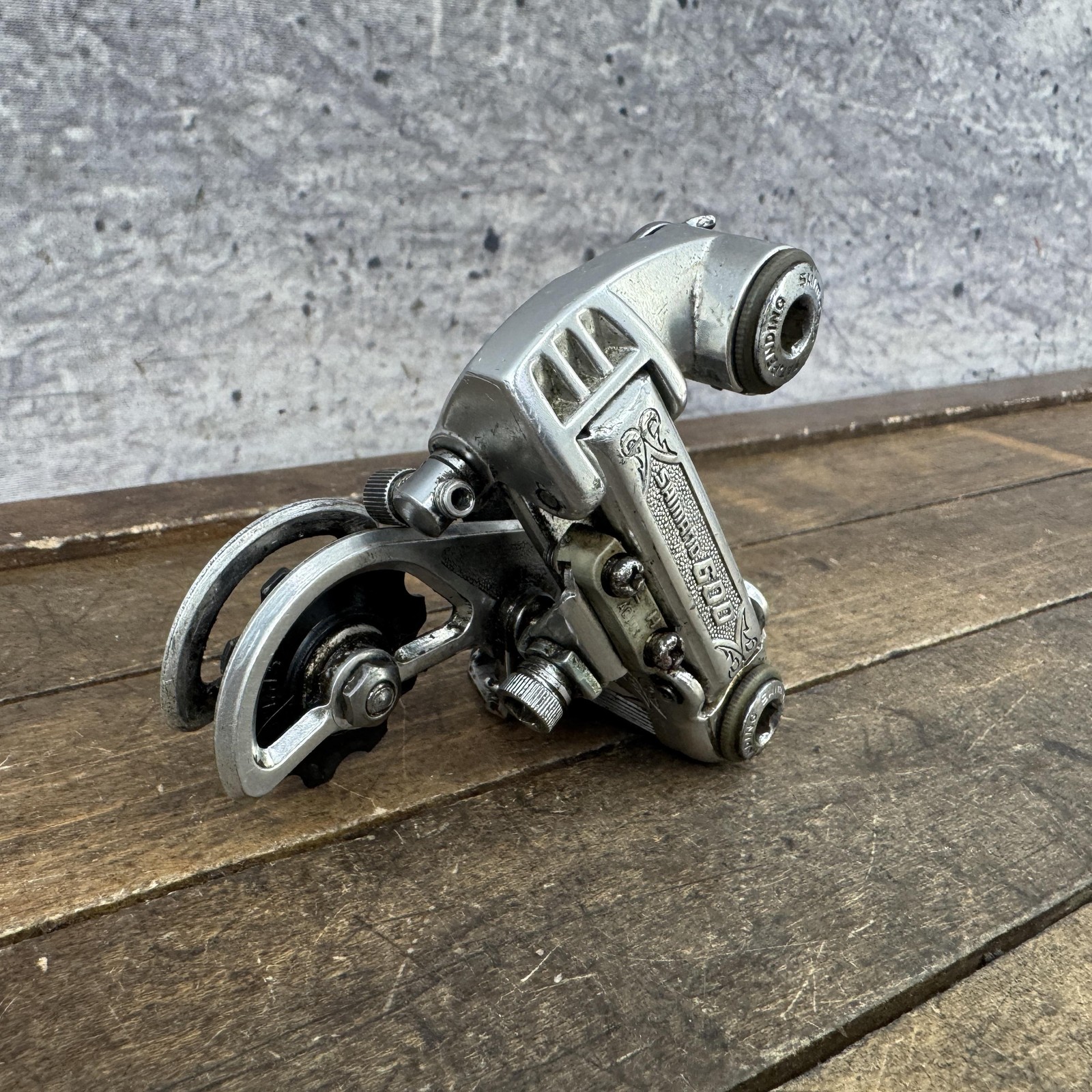 Vintage Shimano 600 Arabesque Rear Derailleur Short Cage Bolt-On Japan Race