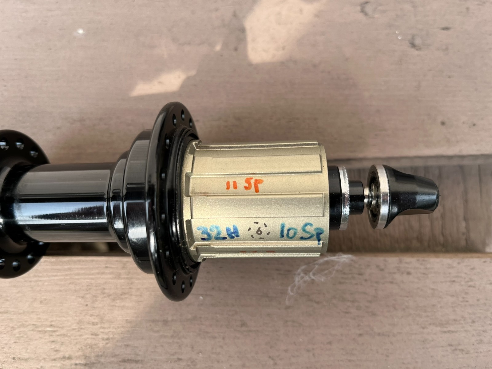 Very nice set of NOS Novatec hubs hubset front and rear 32H 100mm 130mm
