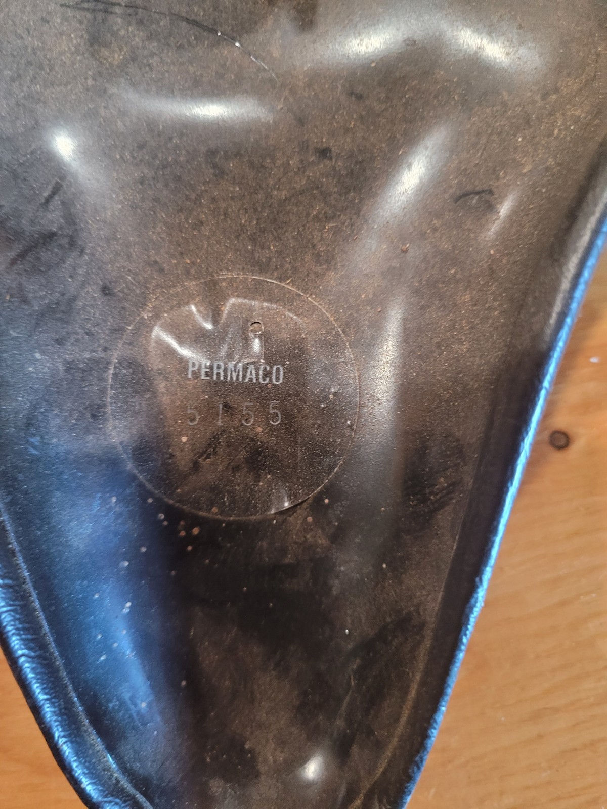 Vintage Schwinn Bicycle Seats & Pedals – Saddle Parts Lot