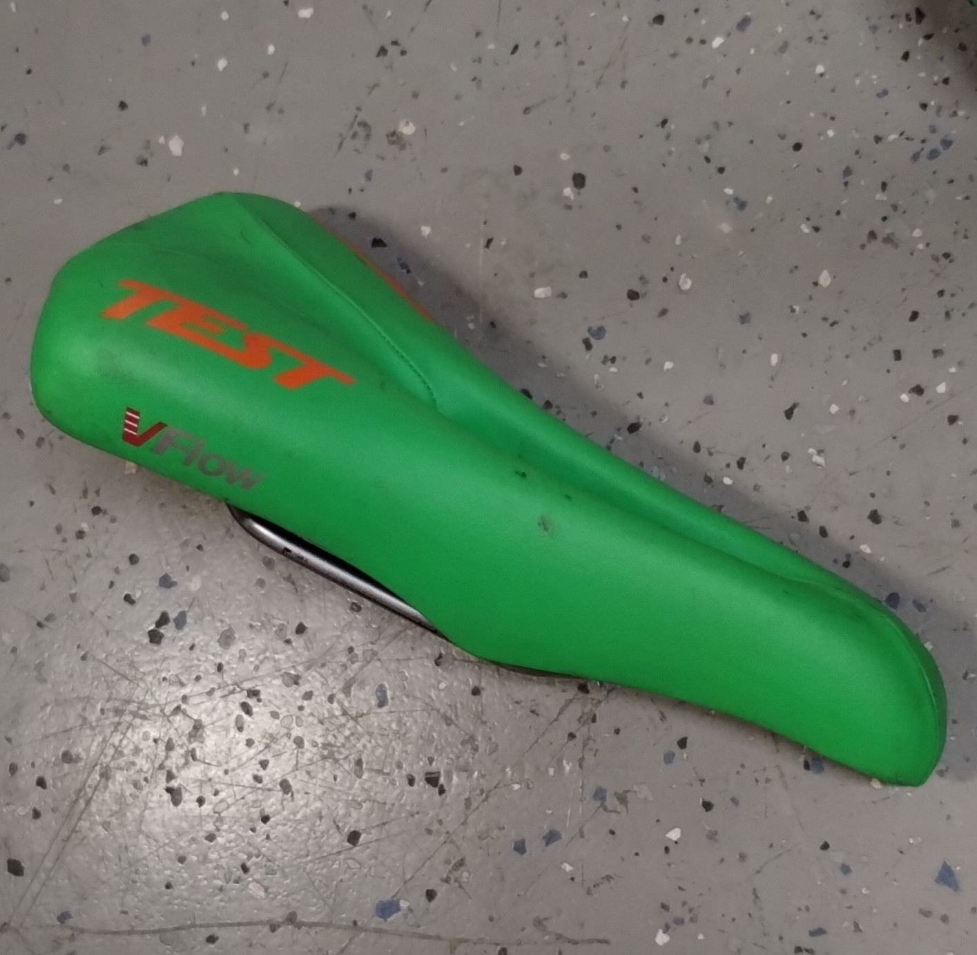 COBB V-Flow Cutaway Bicycle Saddle (E3)