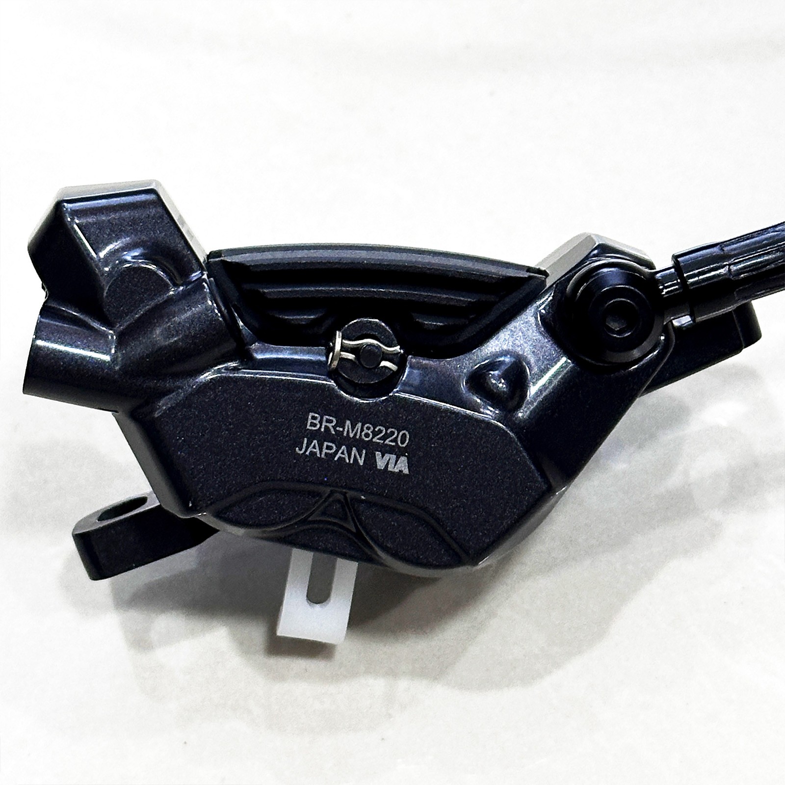 Shimano XT BL-M8200 BR-M8220 Hydraulic Disc Brake Set 4-Piston Caliper MTB Bike