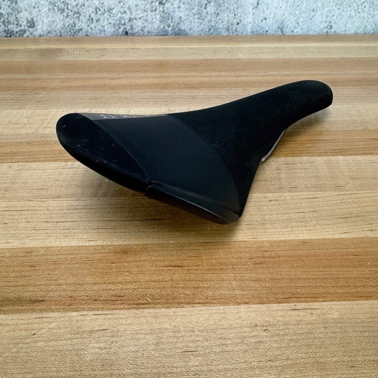 Fizik Aliante R3 7x7mm Kium Rails 138mm Bike Saddle 226g