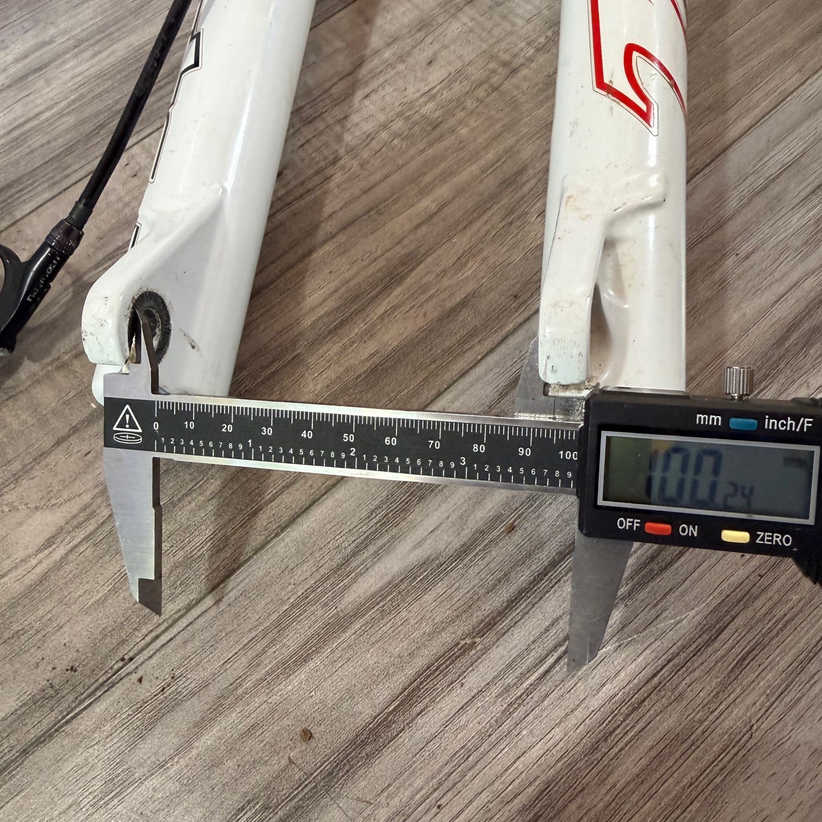 Answer Manitou Marvel Pro 29 Fork + Lockout 214 Tapered Steerer 100mm QR