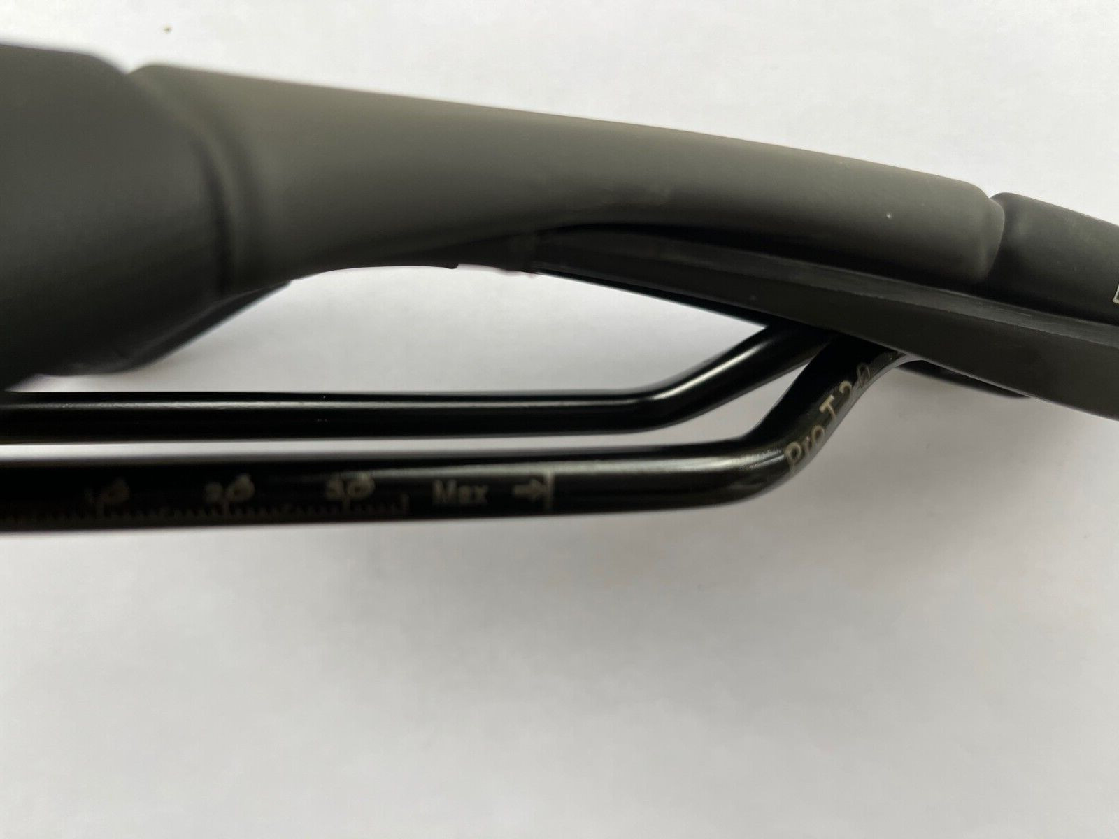 Prologo Proxim W650 Saddle w PAS Pro T2.0 Rails 269g 145x247mm Anthracite/Black