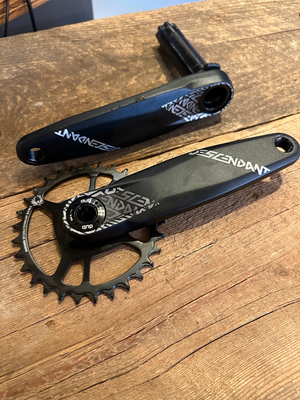 Sram Descendant 6K crankset DUB 175mm 30t MSRP $125