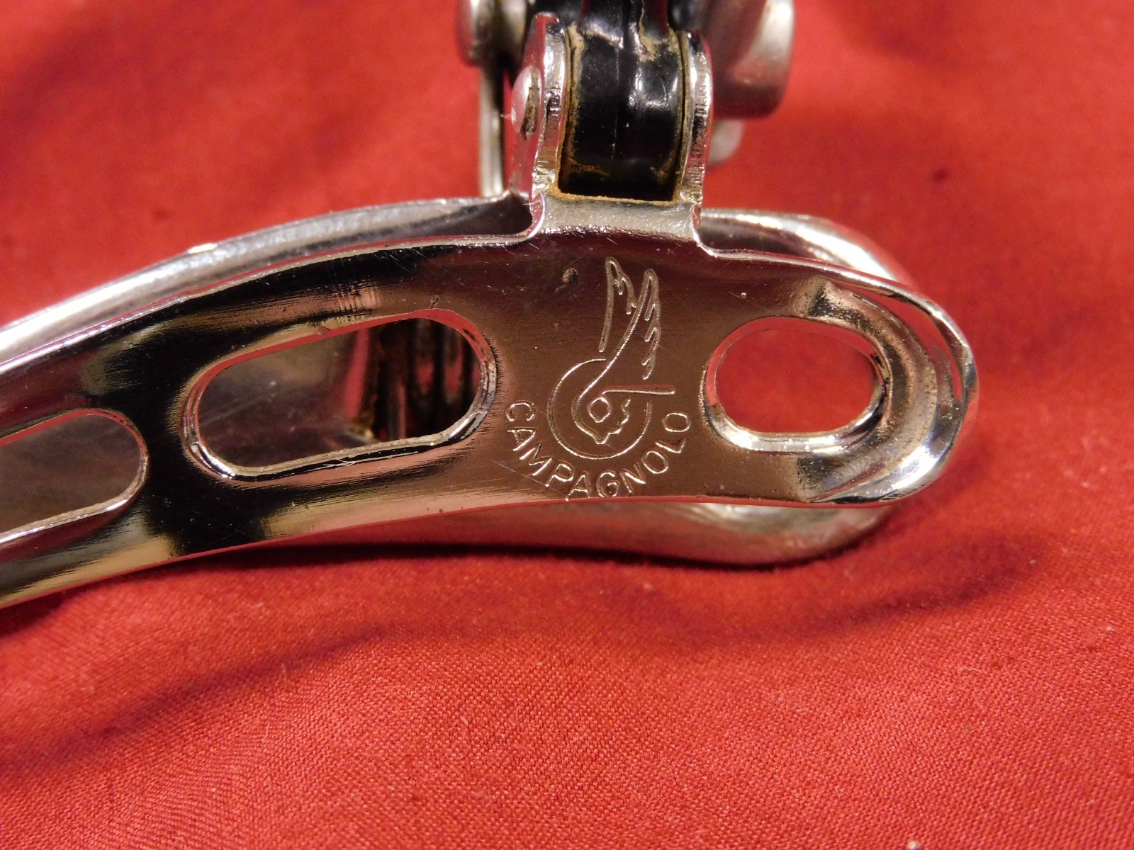 XLNT Early 80’s Campagnolo Super Record 1052/SR Clamp-on 28.6mm Front Derailleur