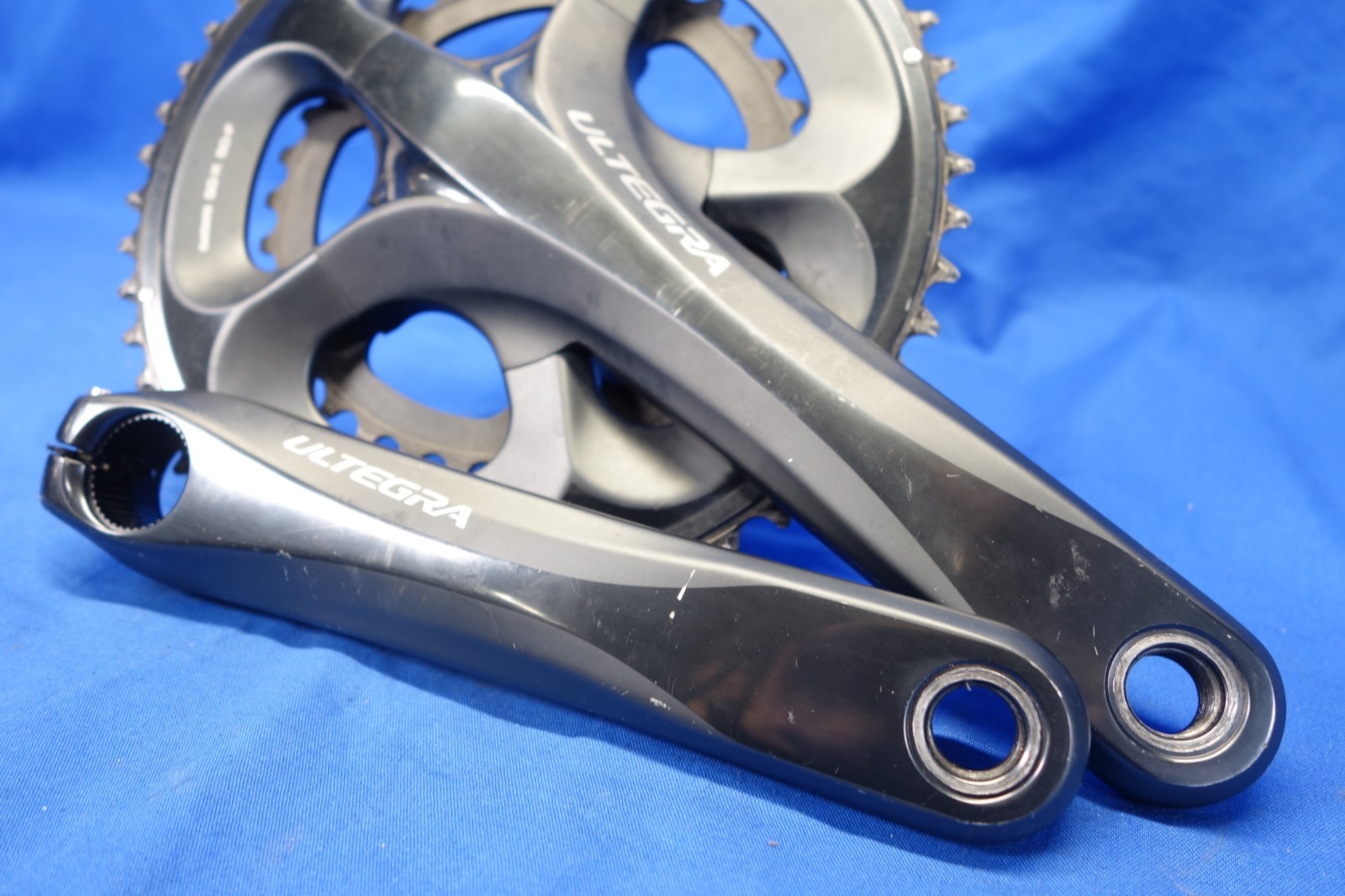 Shimano Ultegra FC-6750 2 x 9/10 Road Bike Crankset, 50/34t, 170mm Arm Length