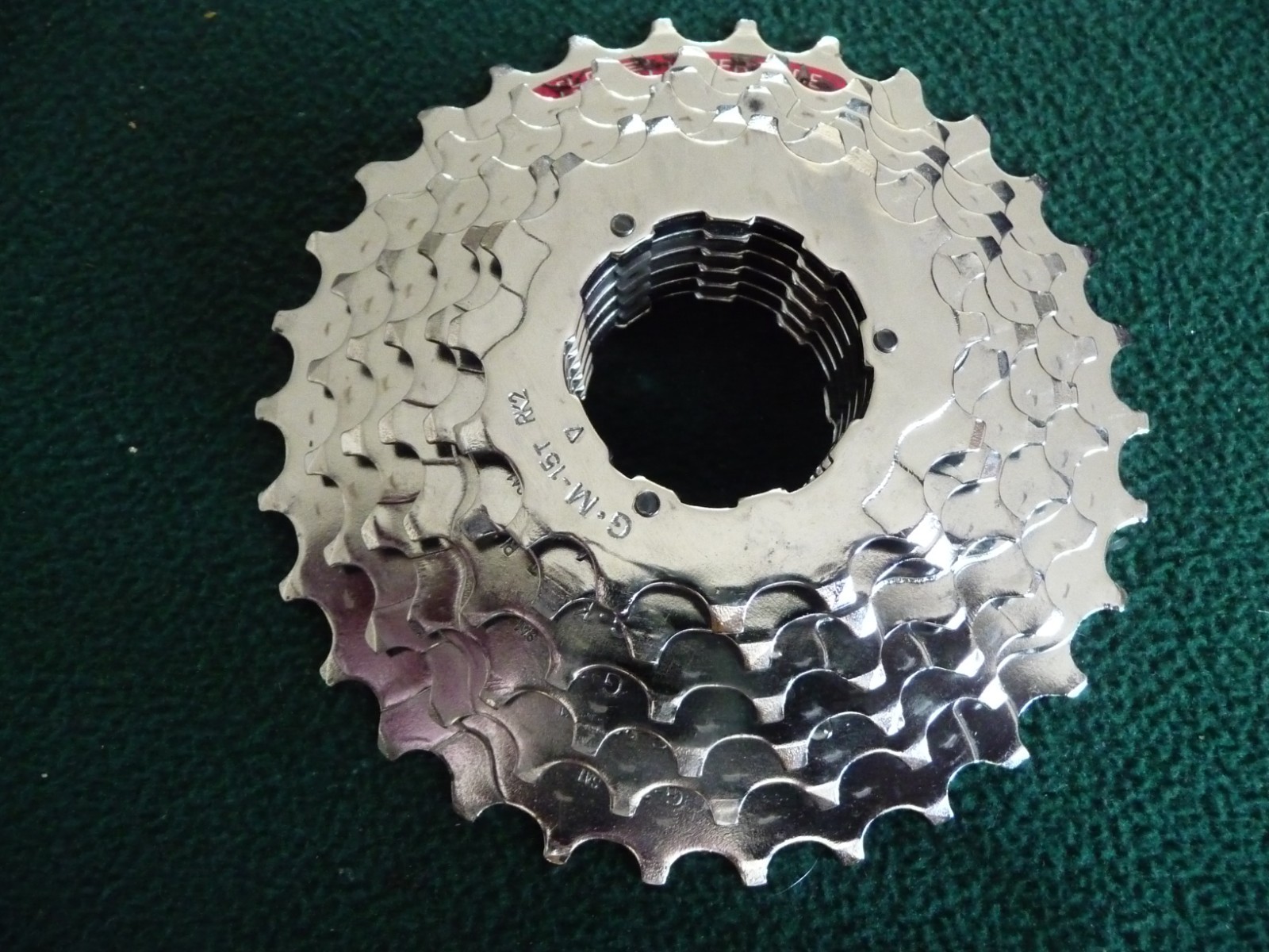 Shimano XT HG90 13-30 7spd cassette sprocket