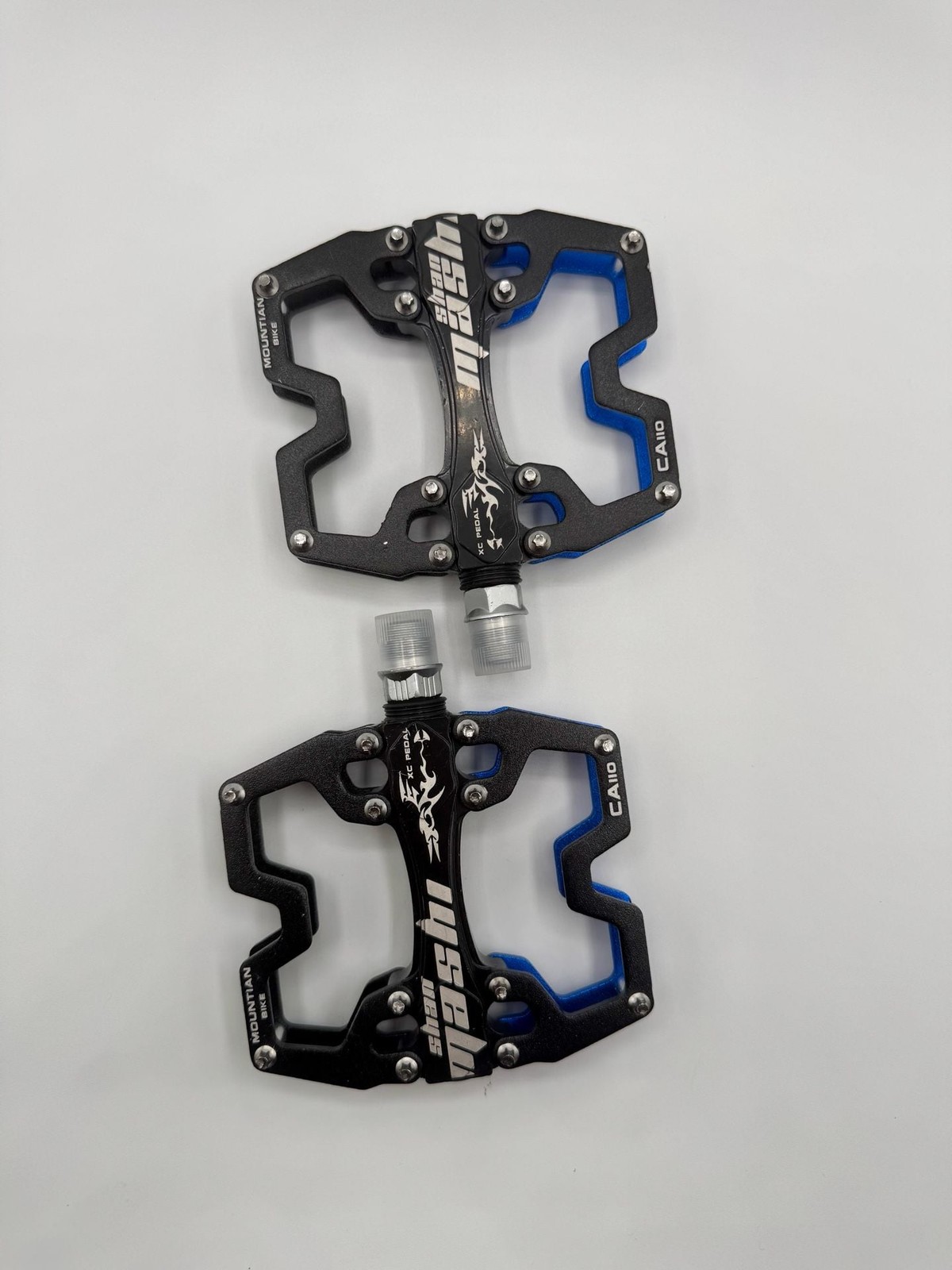 Shanmashi CA110 Mountain Bike Pedals, Black/Blue
