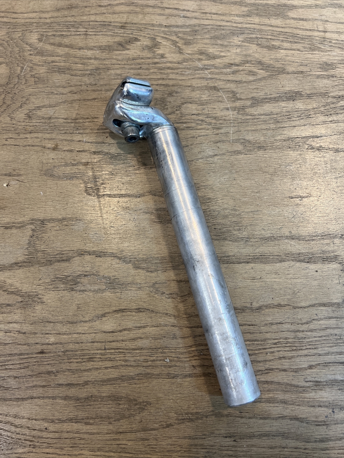Classic OEM Seat Post 27.2mm 240mm 25mm offset 262g Silver