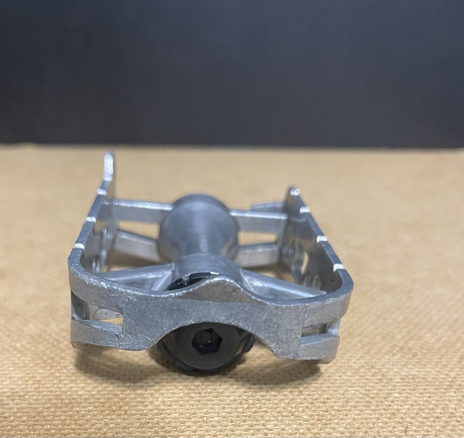 Vintage Lyotard 82 Left Pedal 9/16”